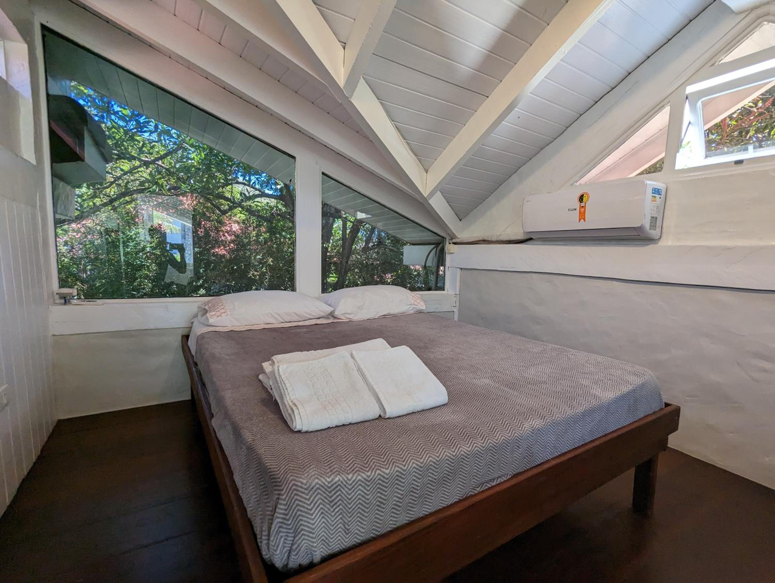 Linda Casa Praia de Pauba em condominio