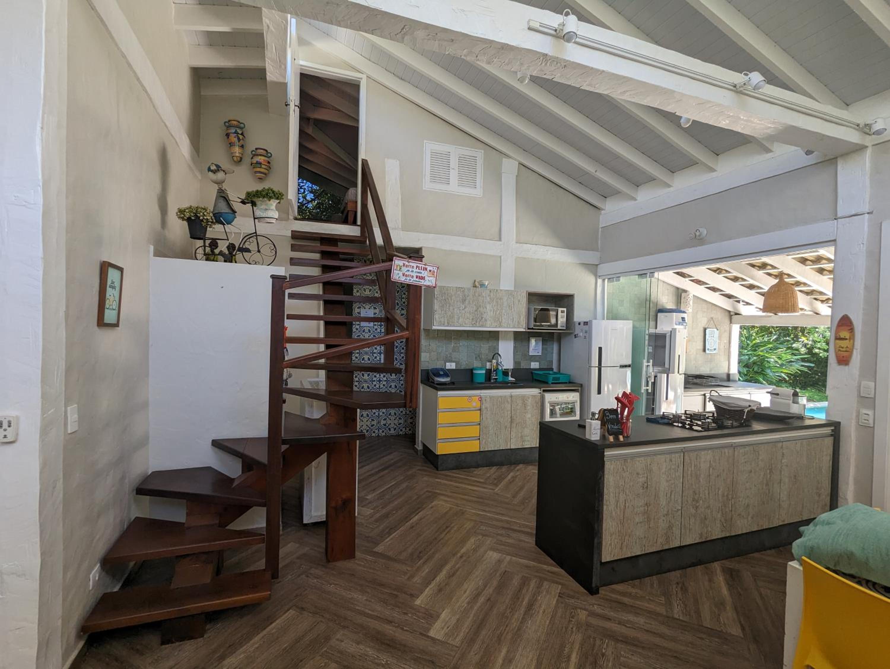 Linda Casa Praia de Pauba em condominio