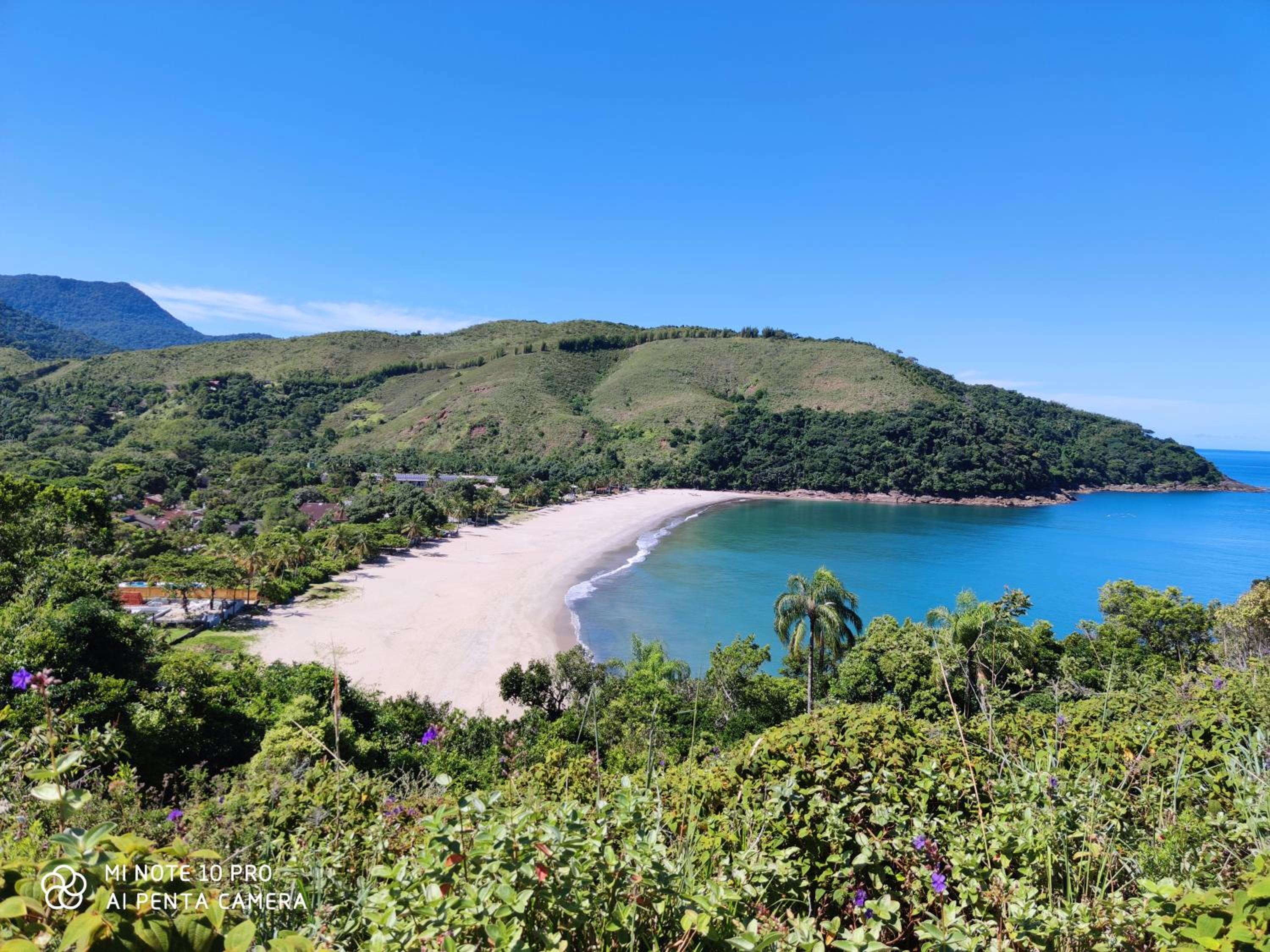 Linda Casa Praia de Pauba em condominio