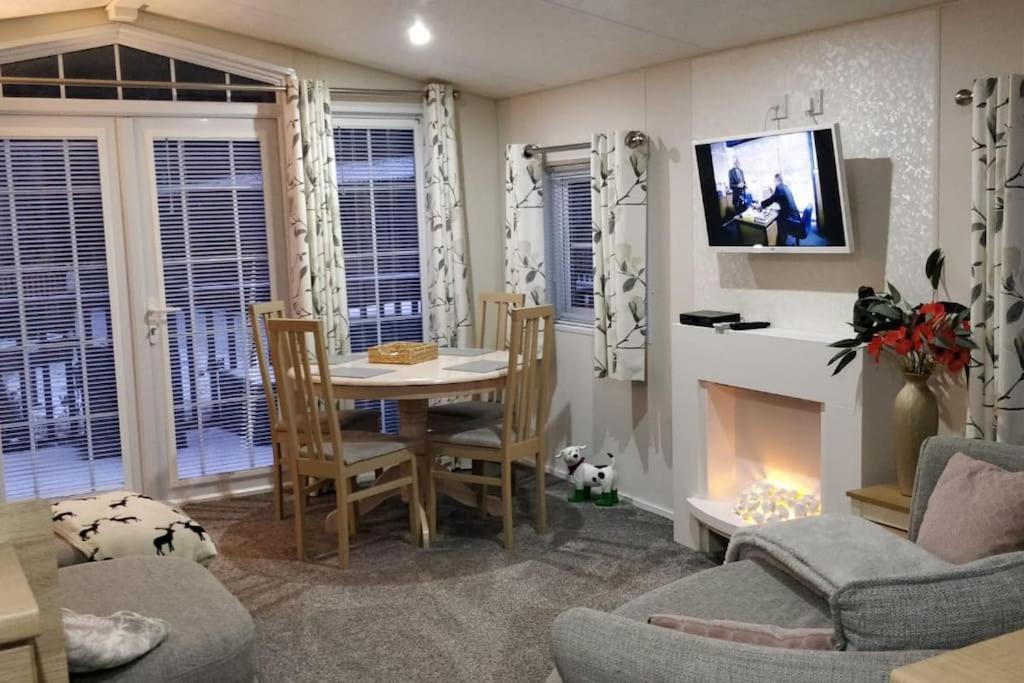 Poppy Lodge Glendevon Scotland