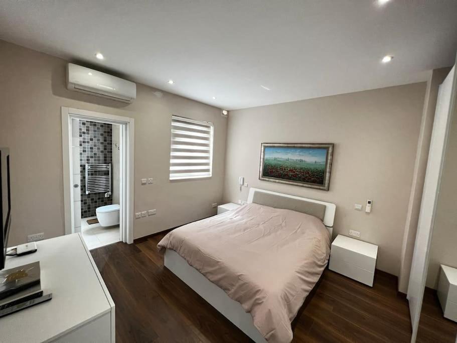 Marsaxlokk SeaView 2 Bedroom Penthouse view 3