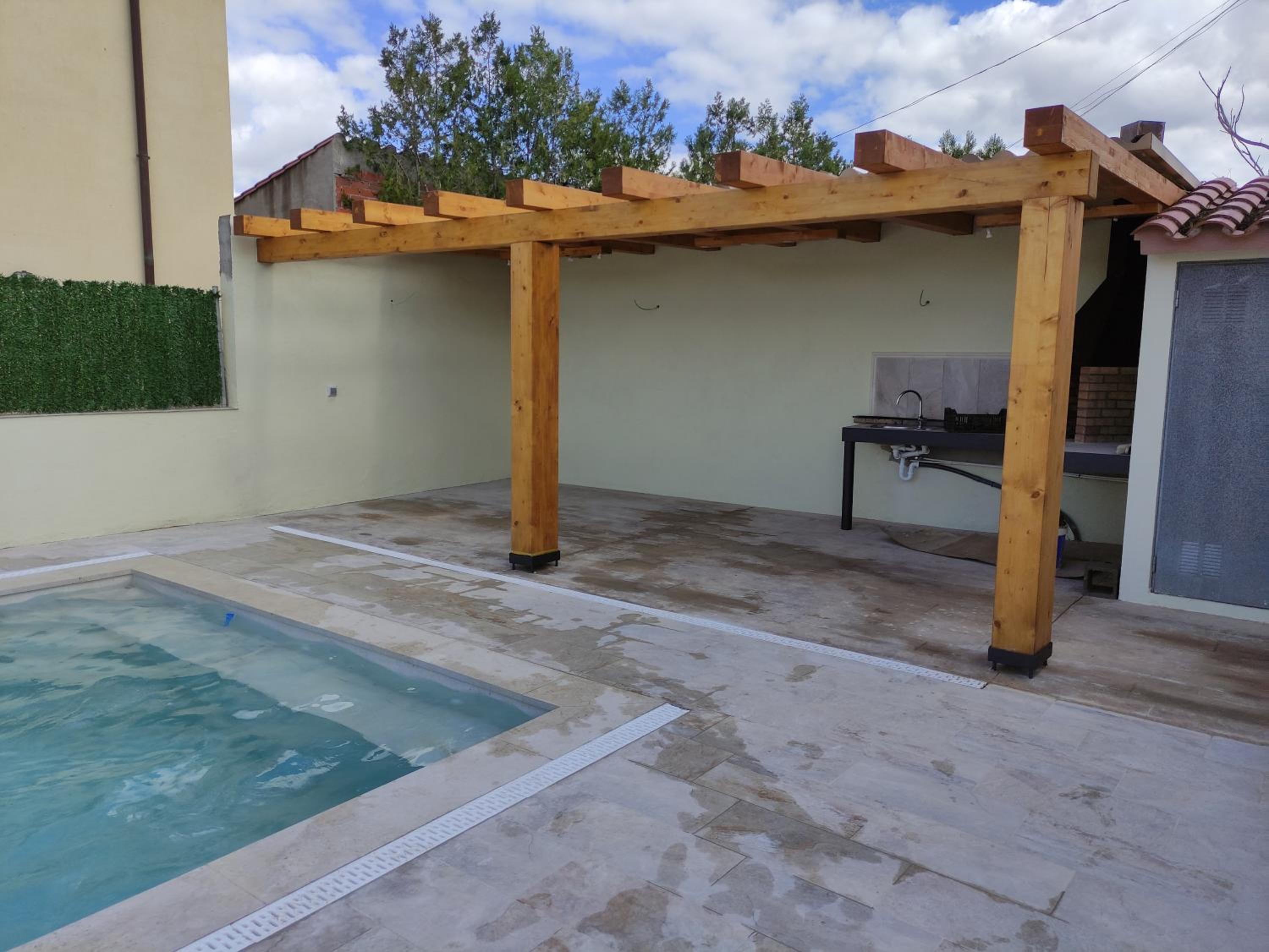 Casa en Empordà con piscina grande propia