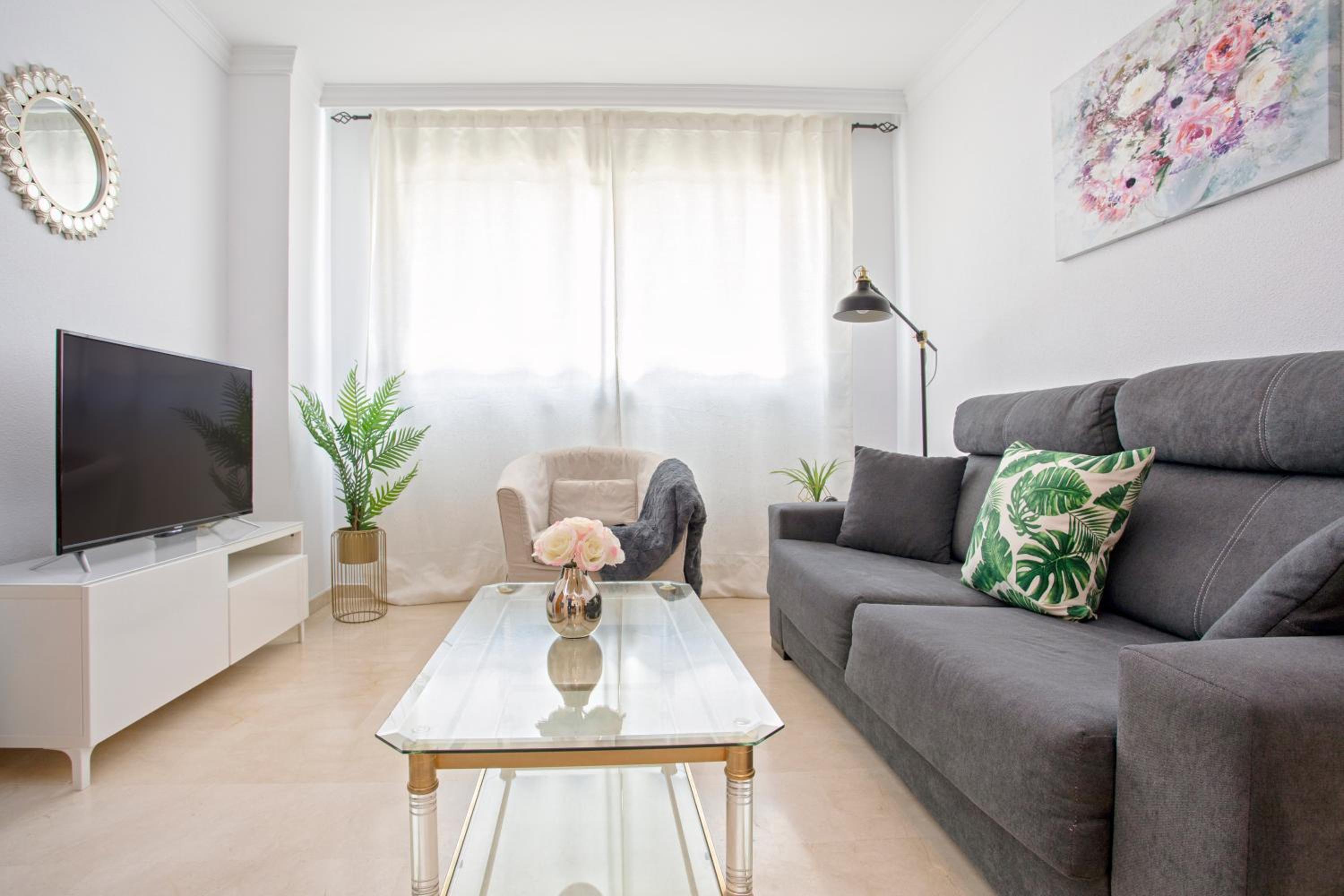 Araucaria Garden & Parking