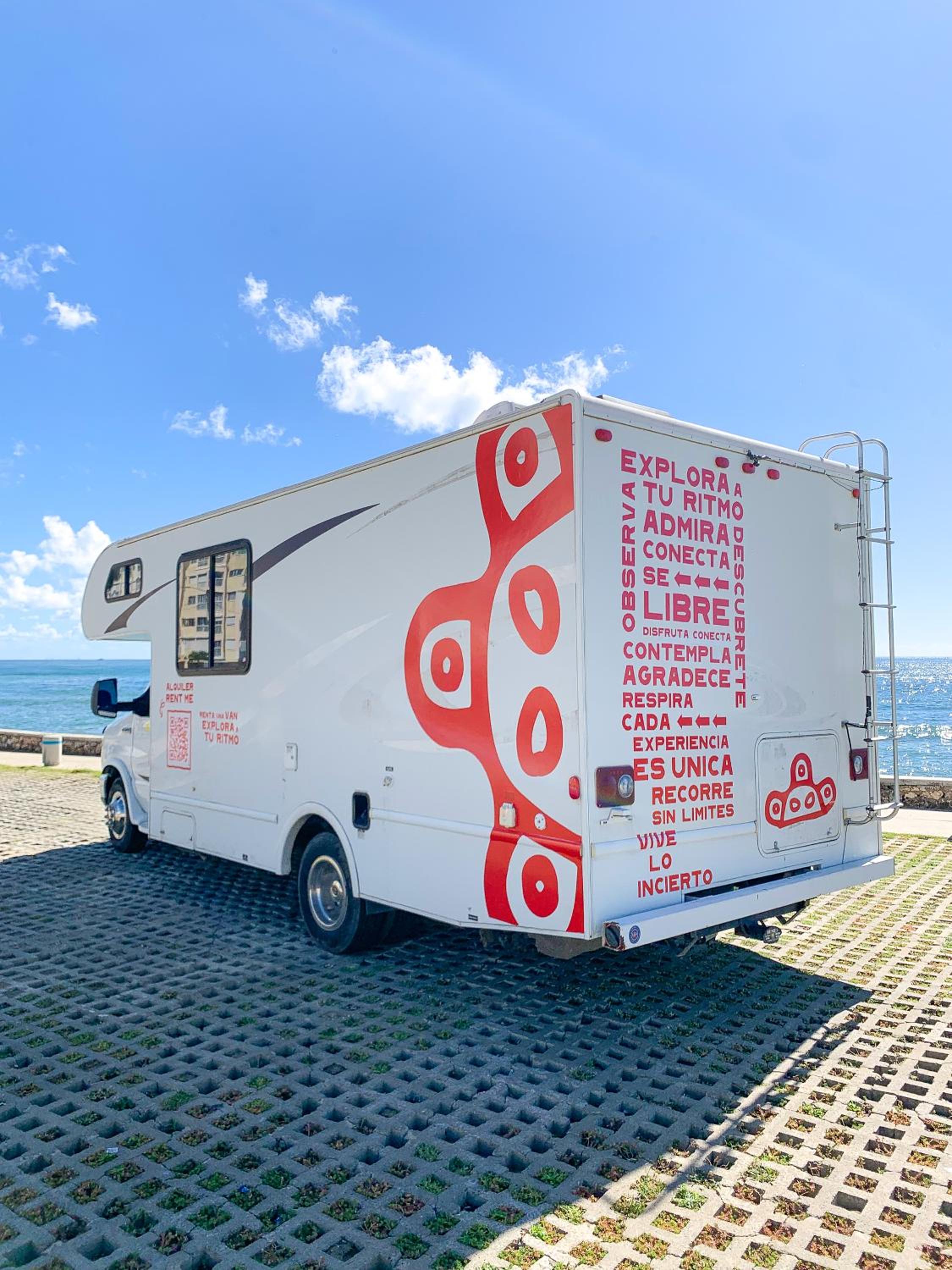 Travel the Dominican Republic in campervan
