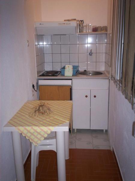 Meltemi Rooms and Apartments view 5