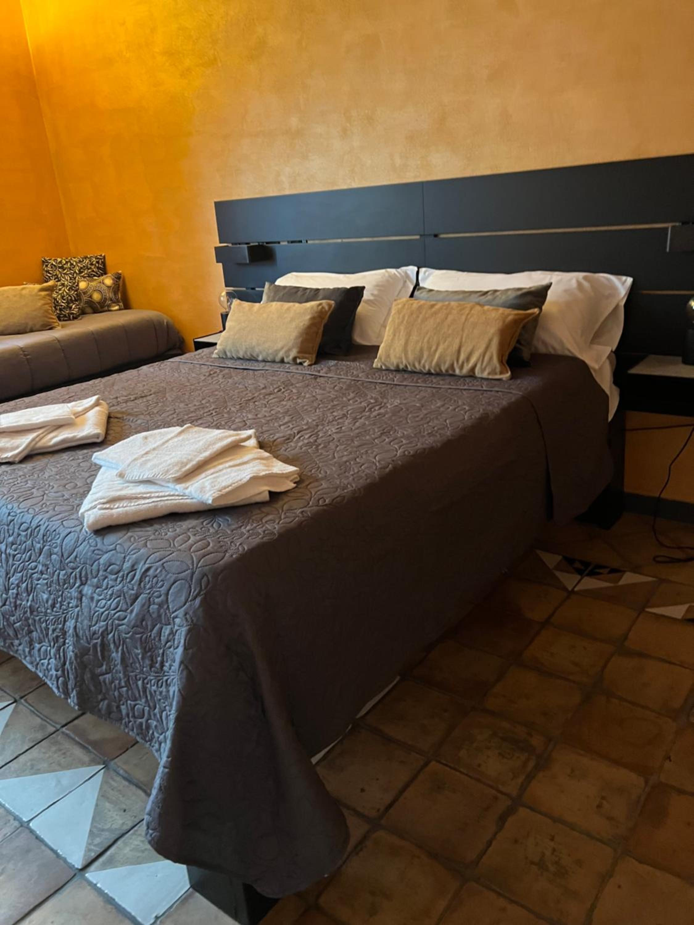 Marieta Rooms