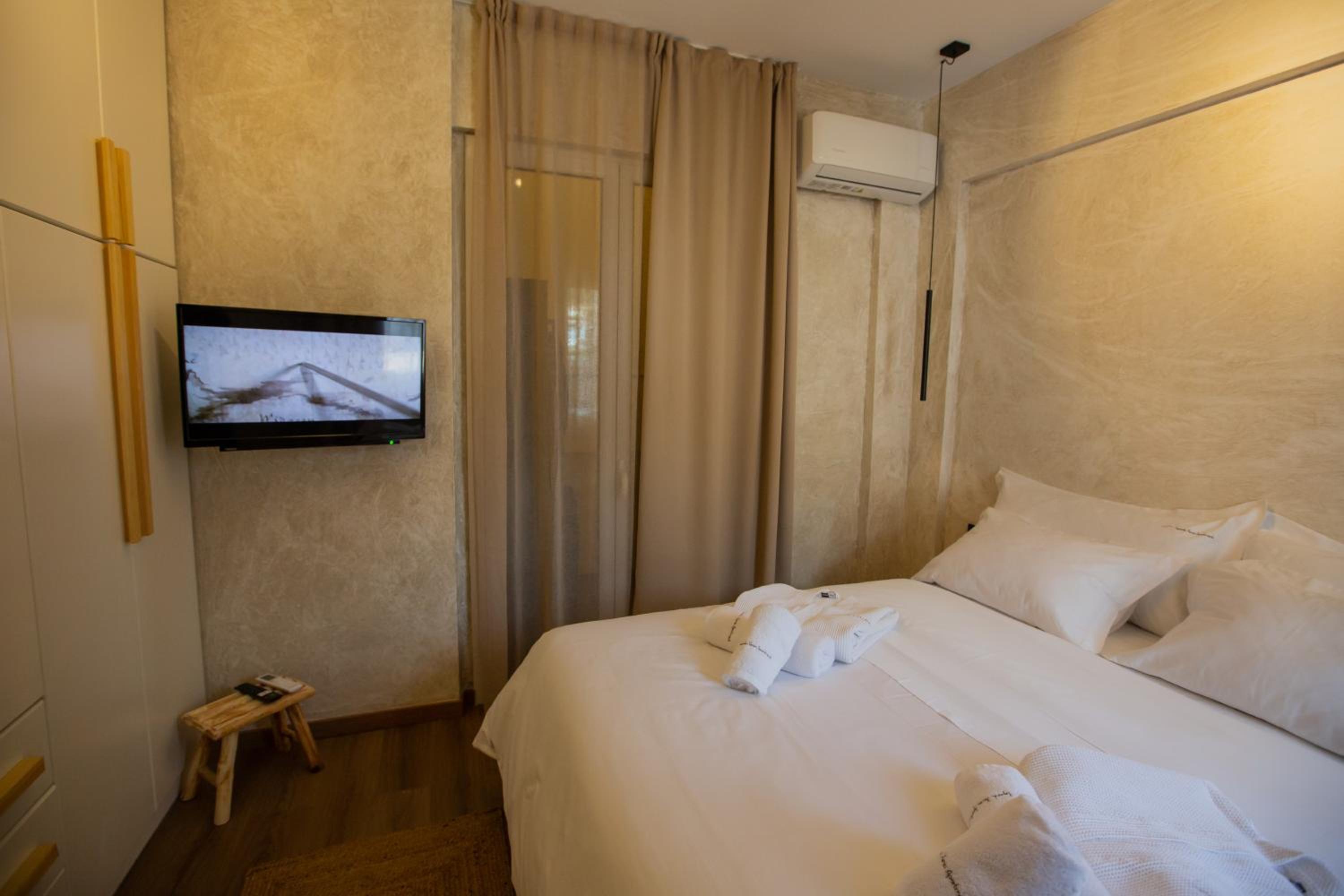 Lepanto Xenia Apartments 3F - Property Image 15