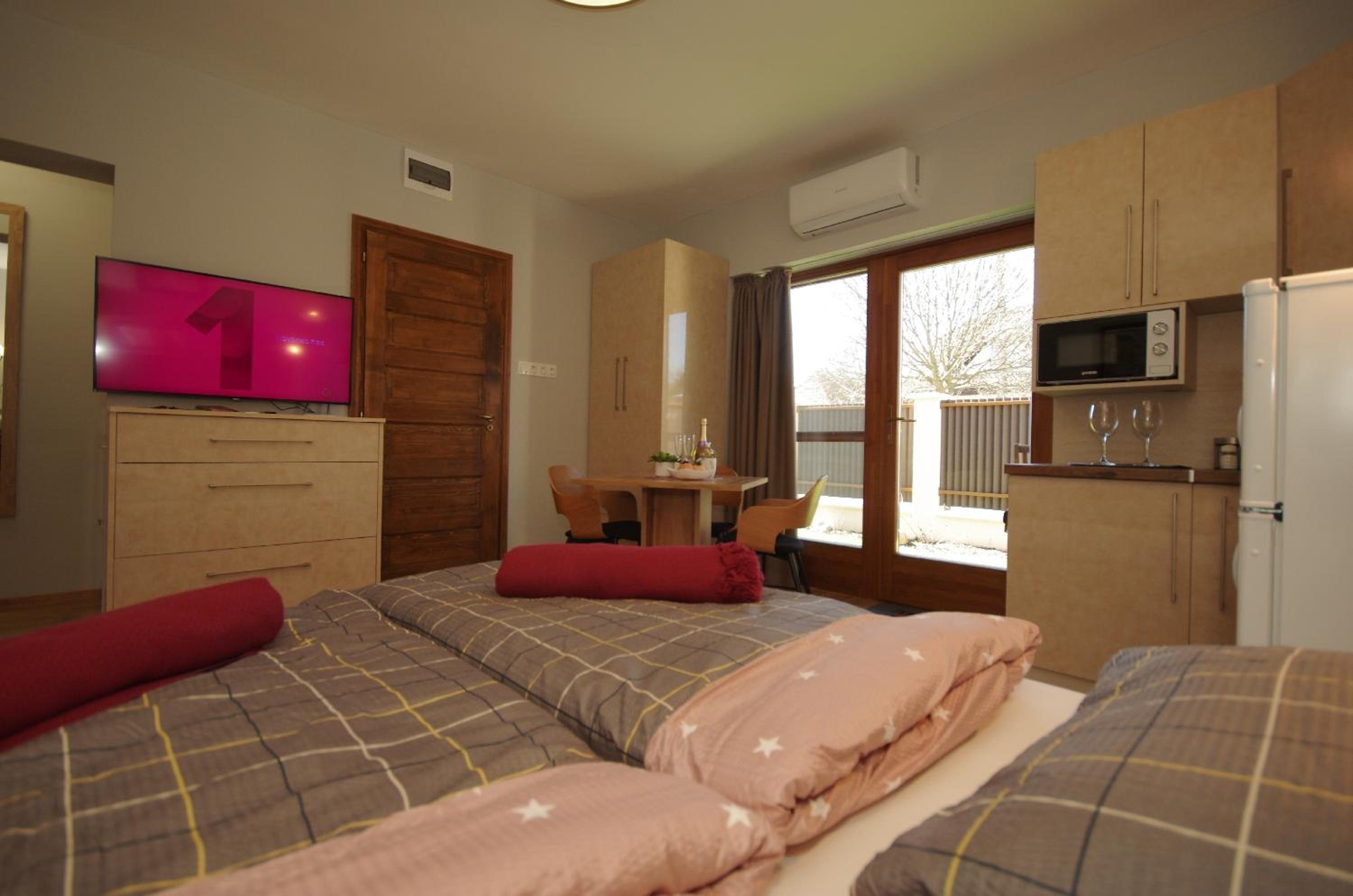 Paradiso Apartmanház
