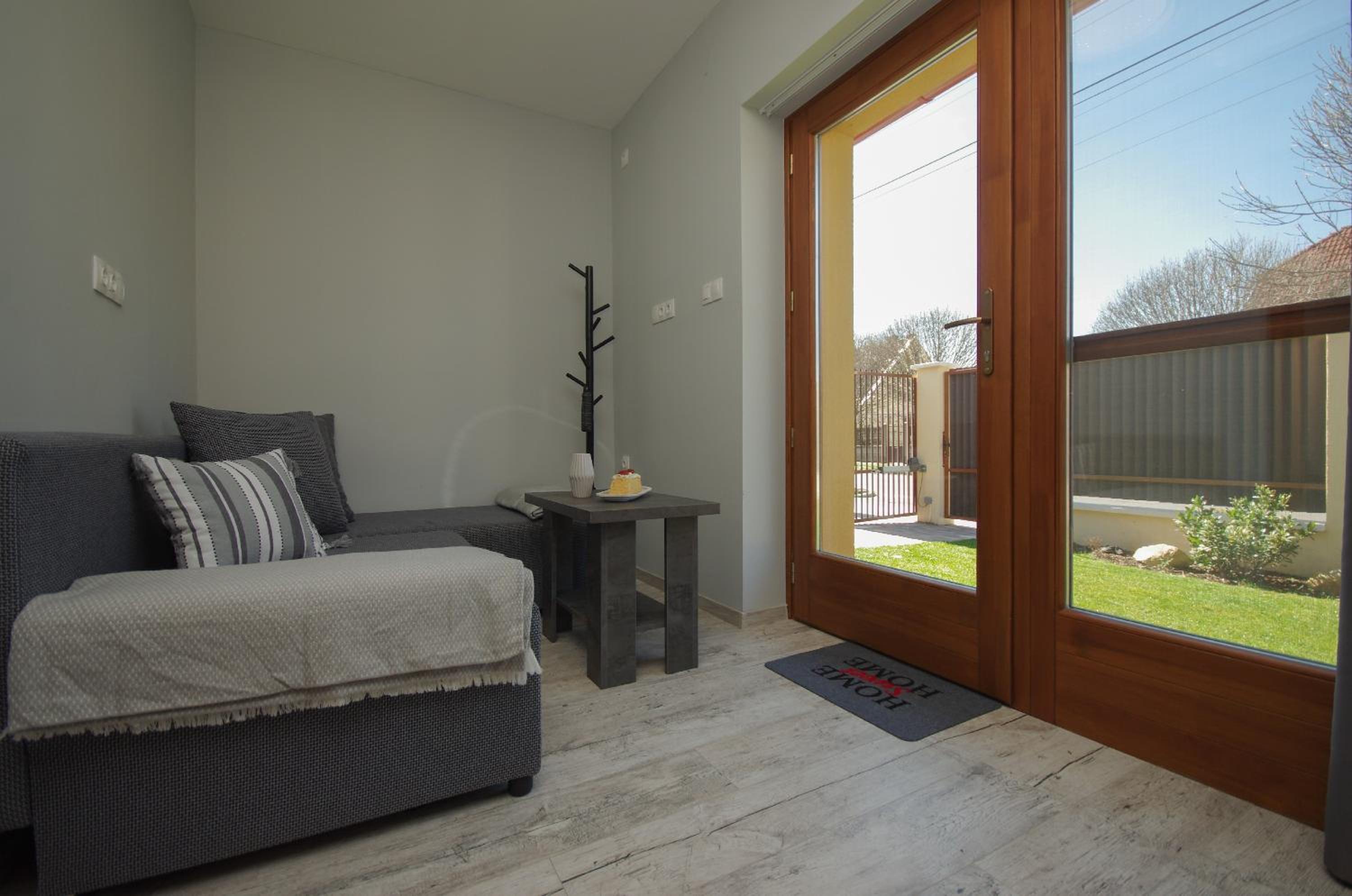Paradiso Apartmanház