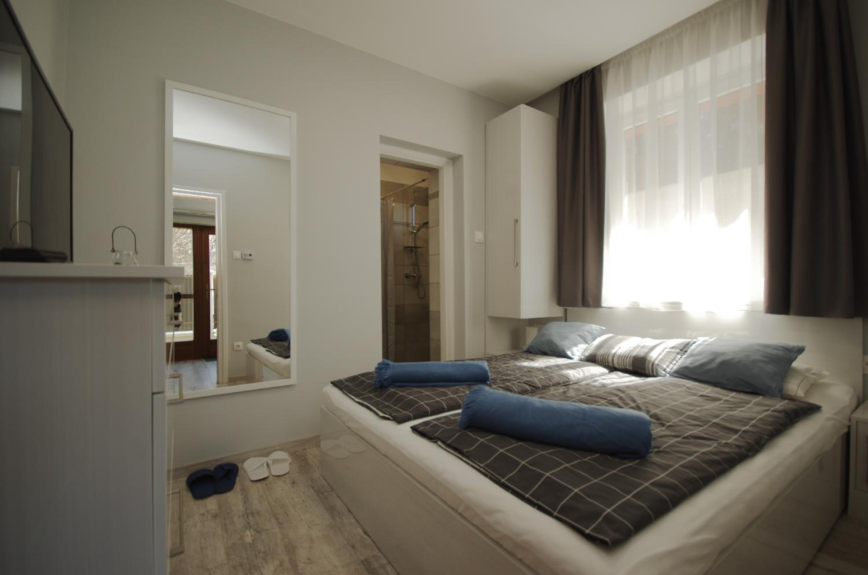 Paradiso Apartmanház
