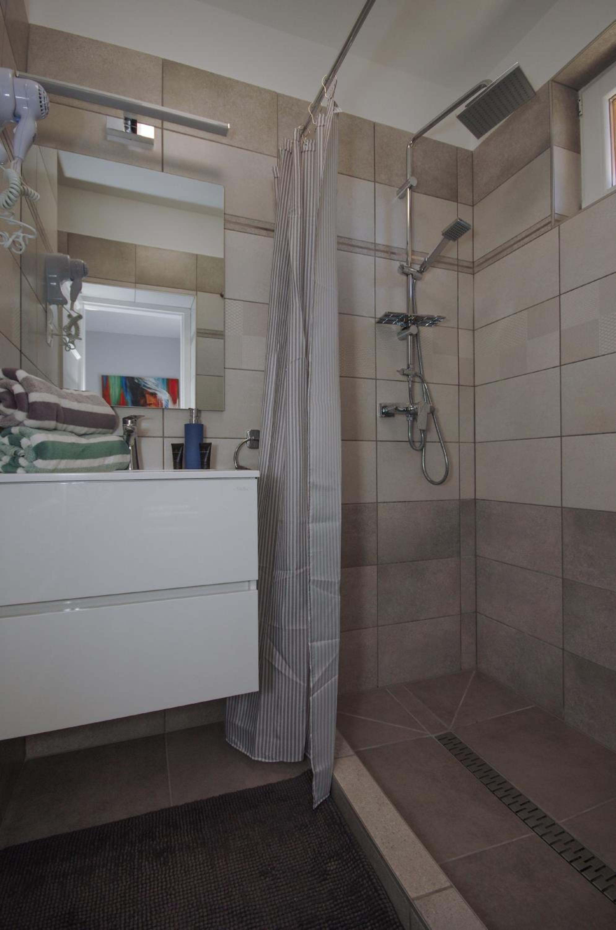 Paradiso Apartmanház
