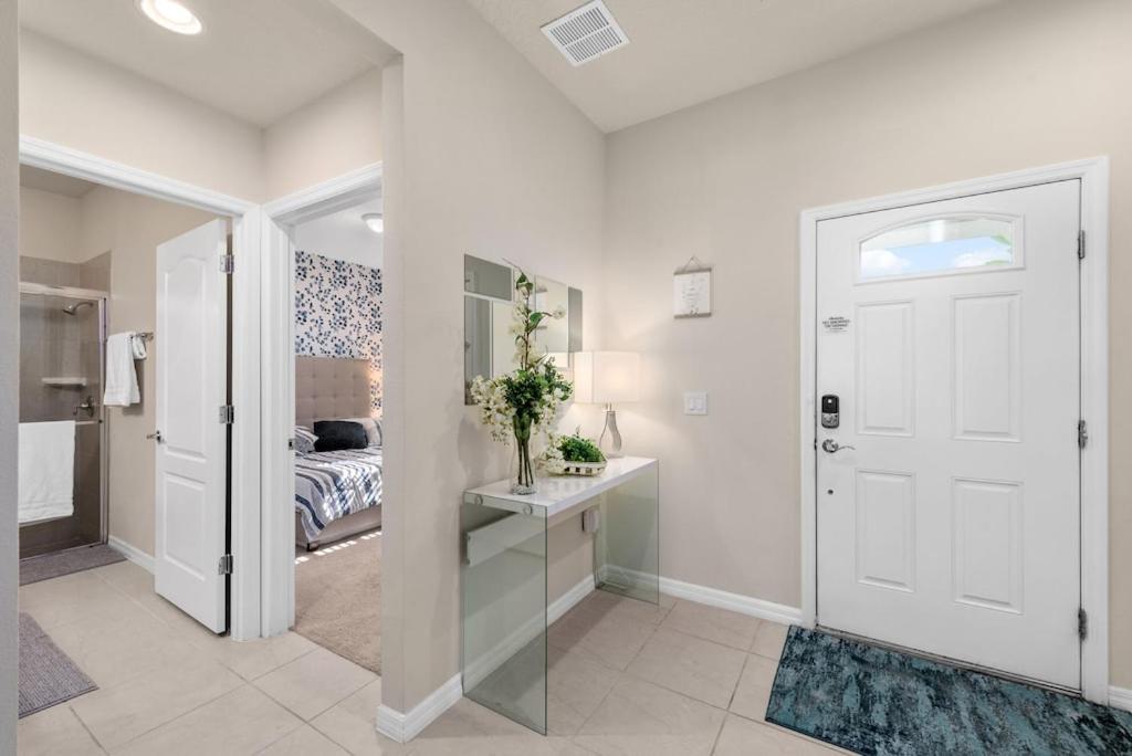 Windsor Resort 5BD/5BH Home Pool/BBQ Near Disney view 4