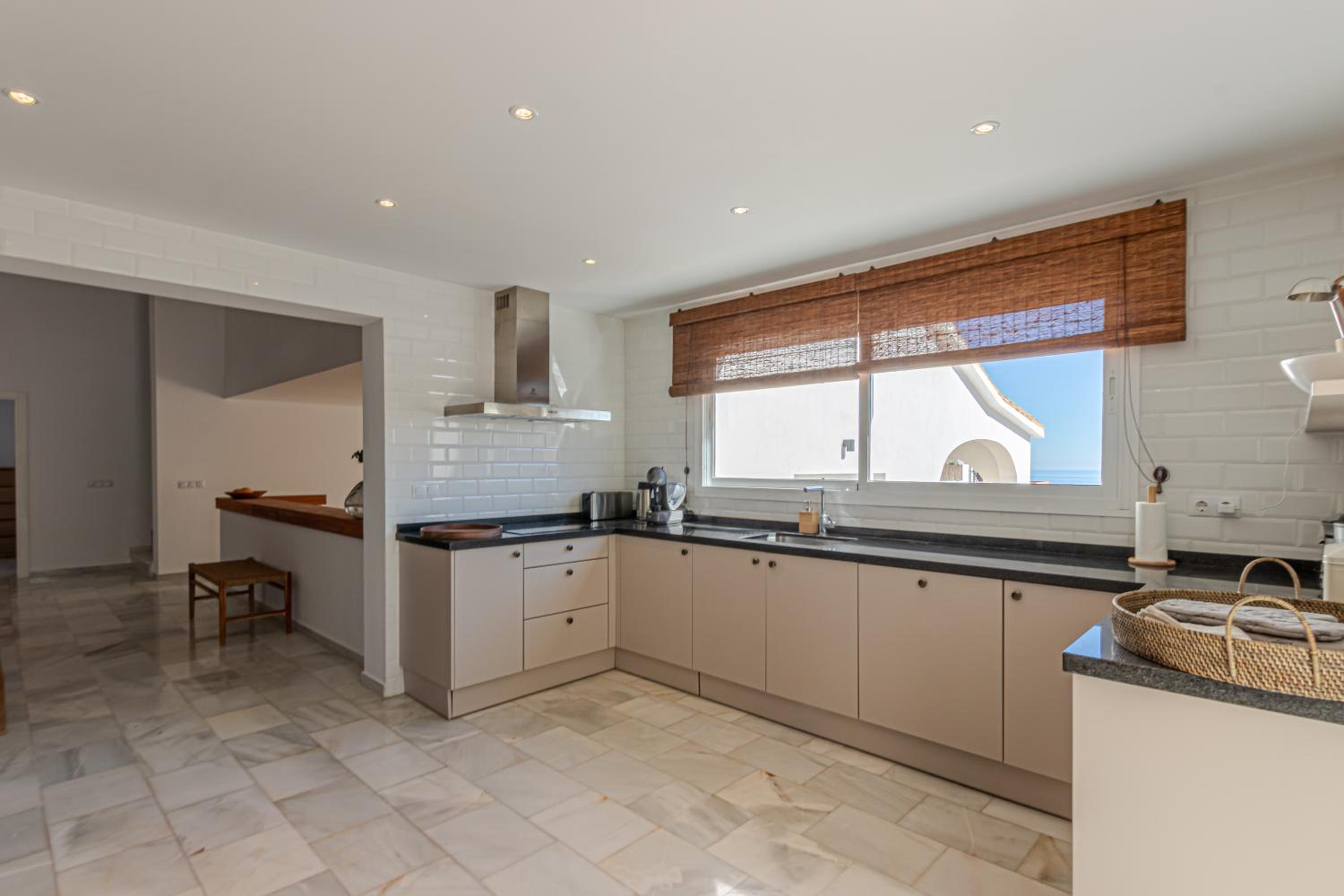 Luxury Villa Andalucia Seaview Private Pool close to Centre