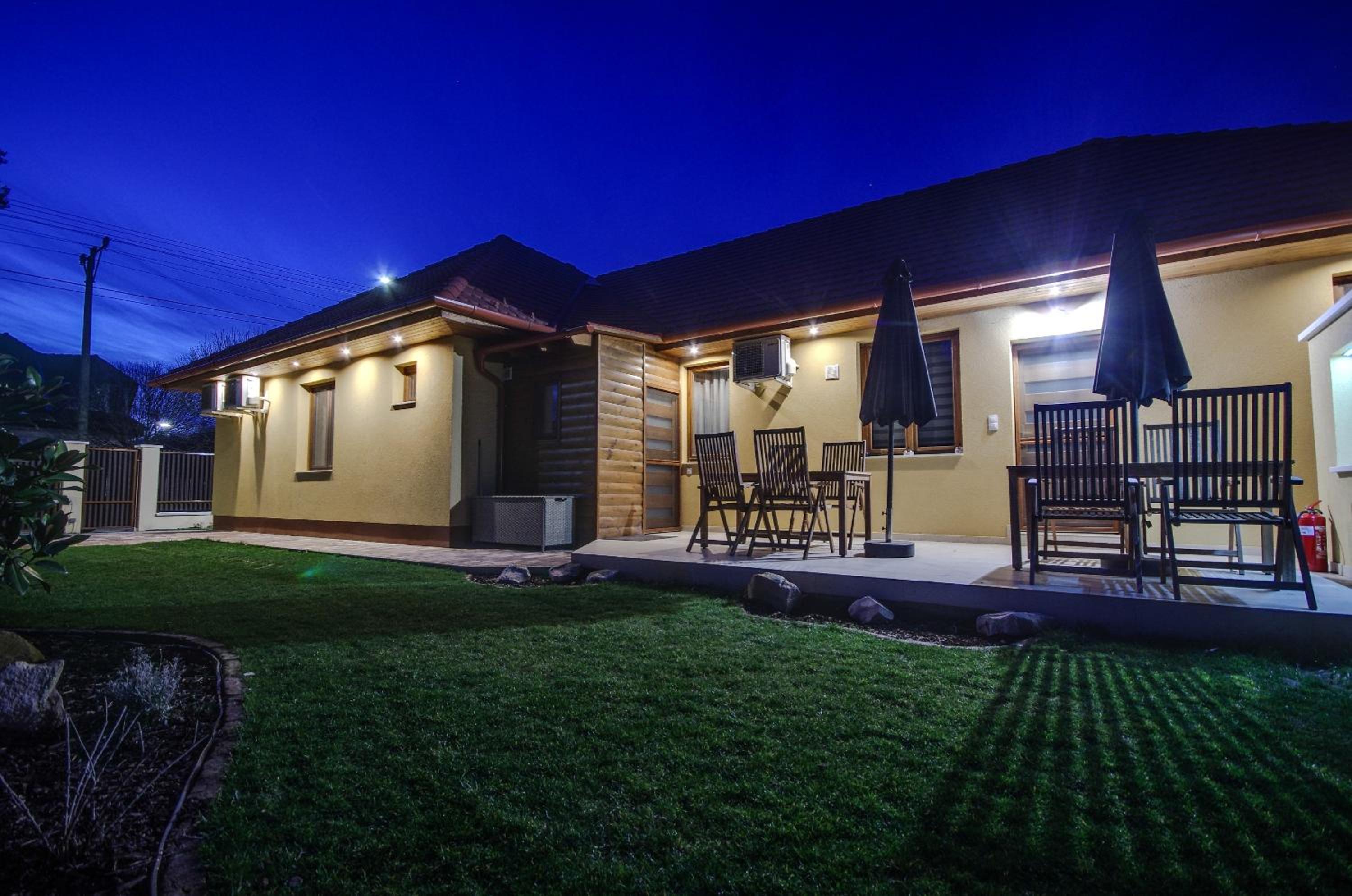 Paradiso Apartmanház