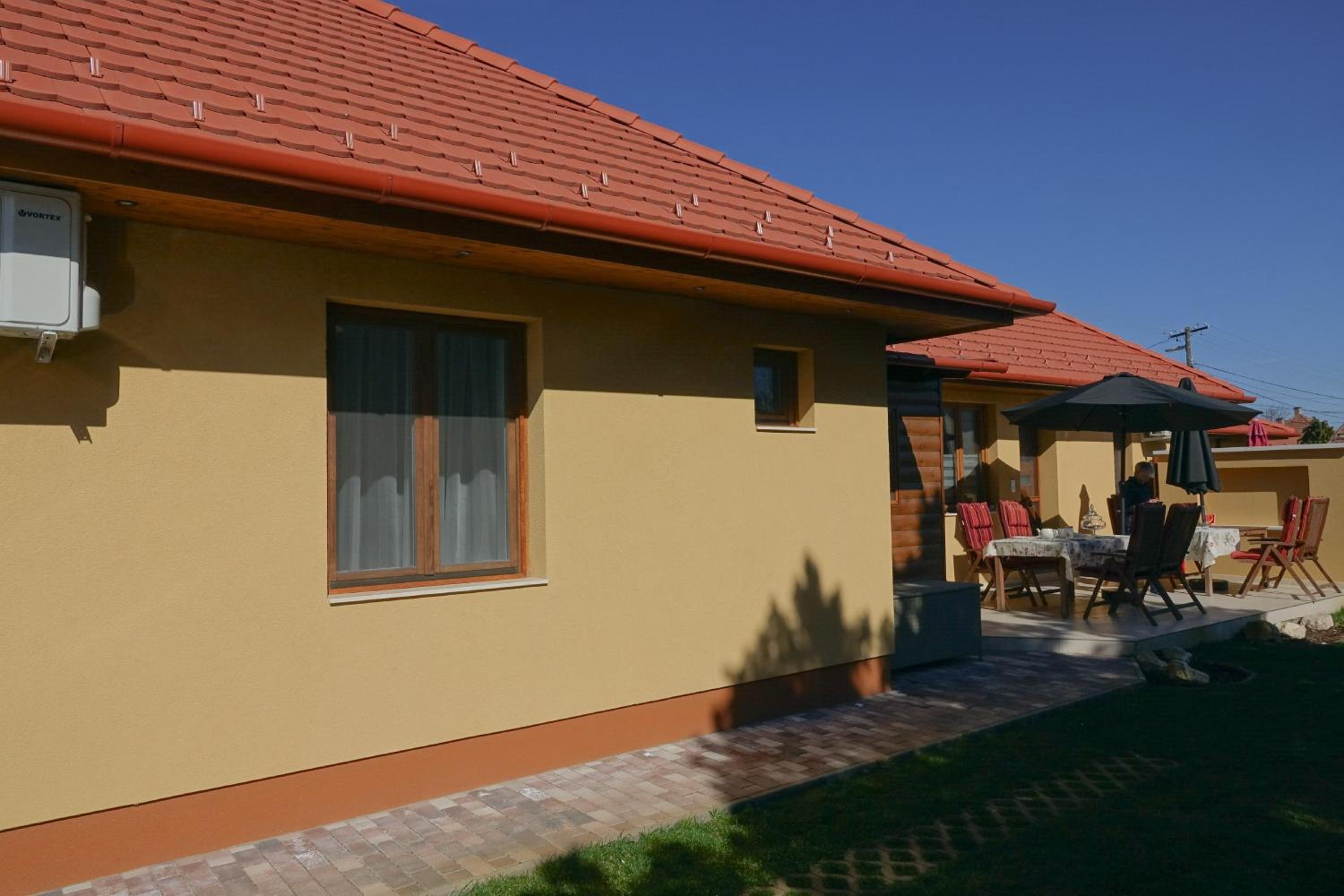 Paradiso Apartmanház