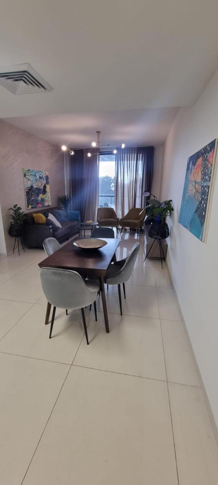 JTower Royal Suites - Alefimmoed