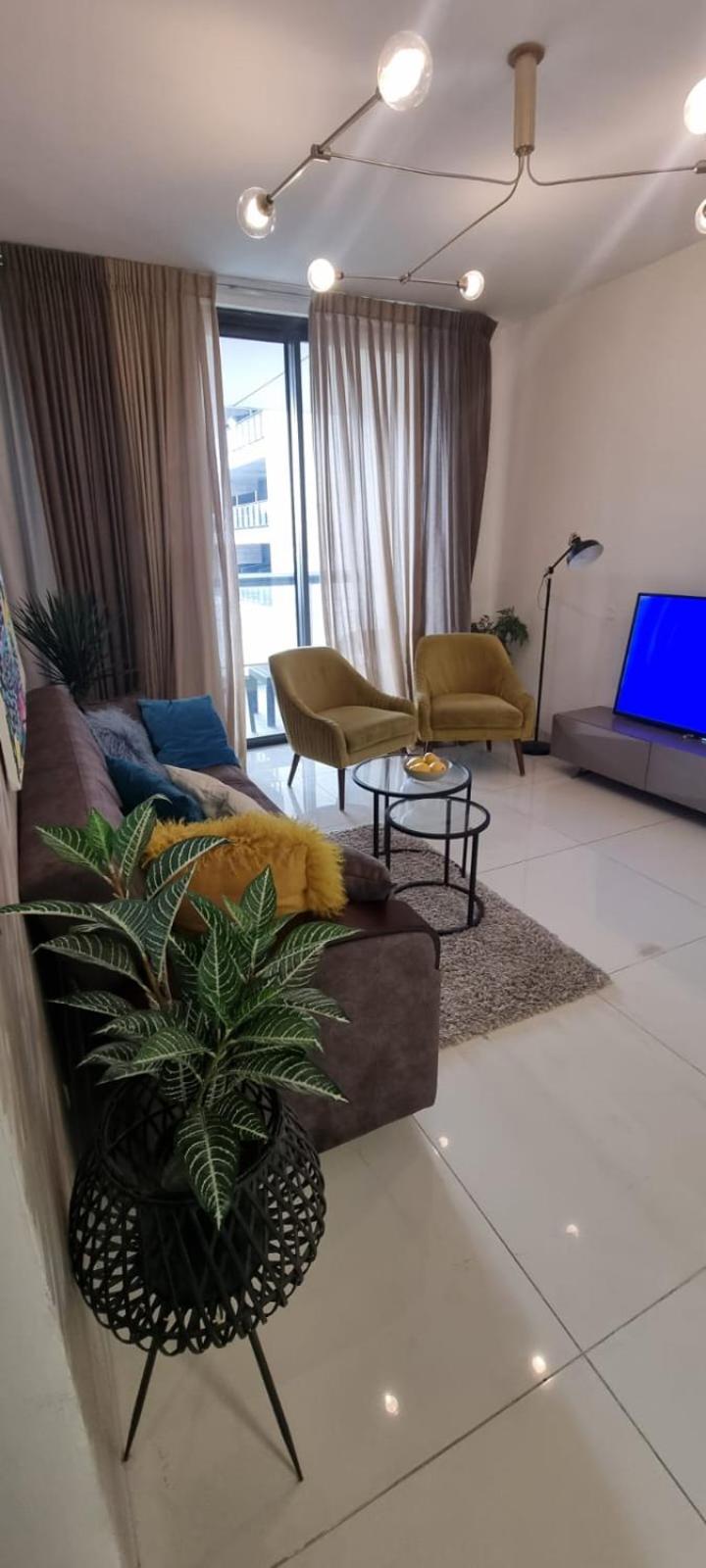 JTower Royal Suites - Alefimmoed