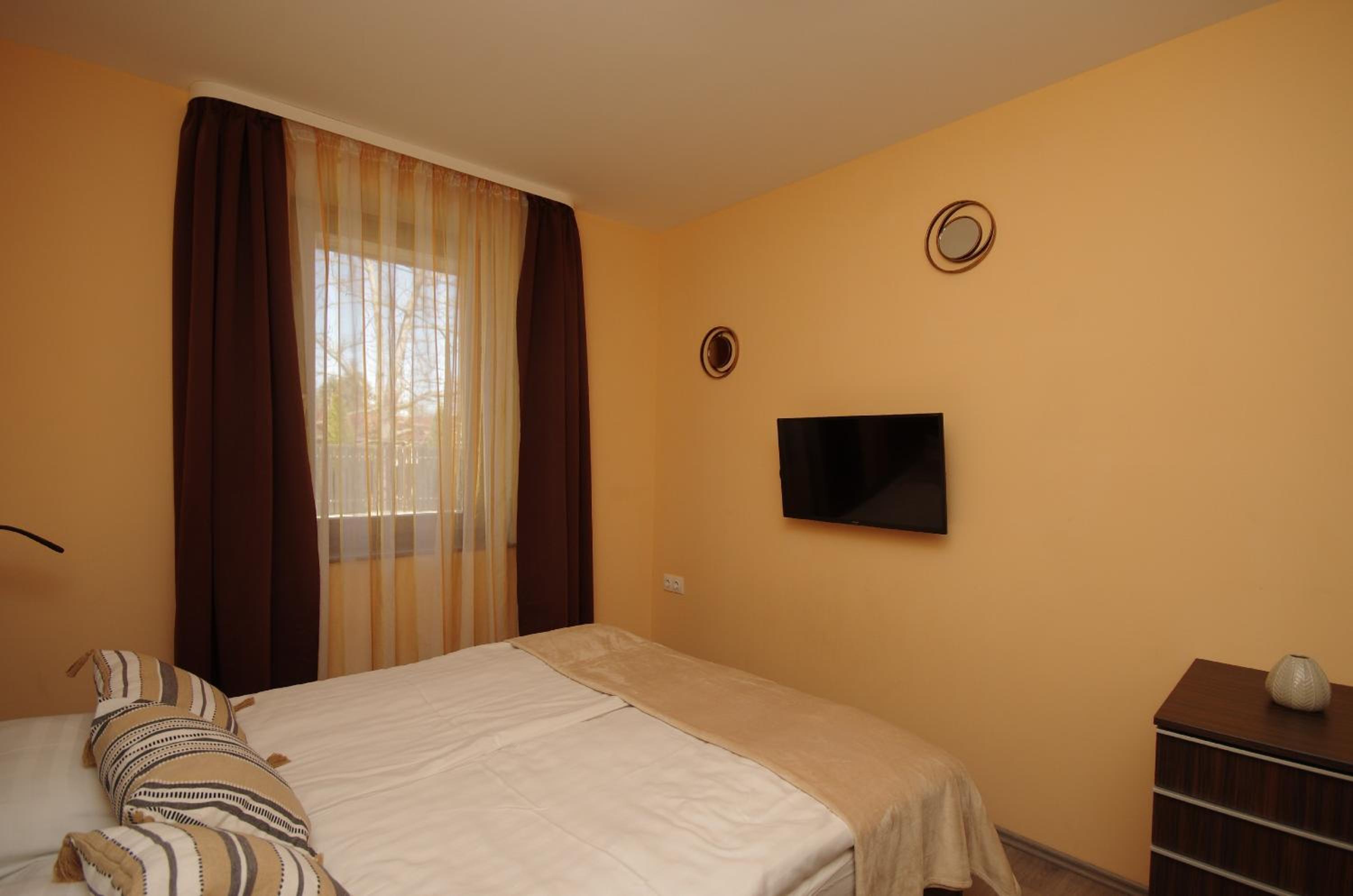 Paradiso Apartmanház