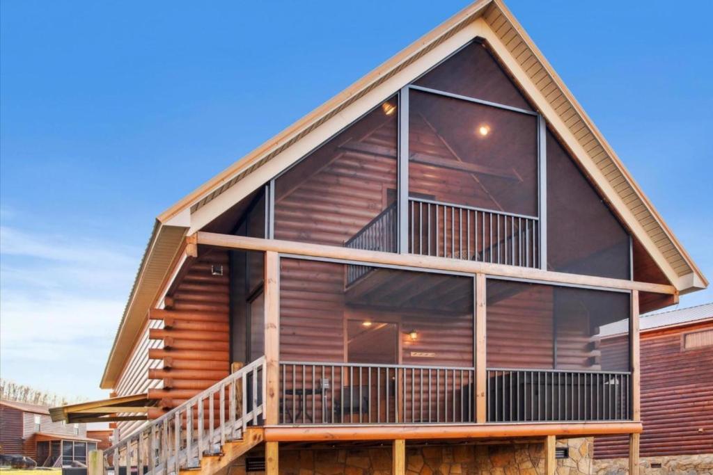 Moondance Cabin-Enjoy Your Journey To The Smokies! view 3