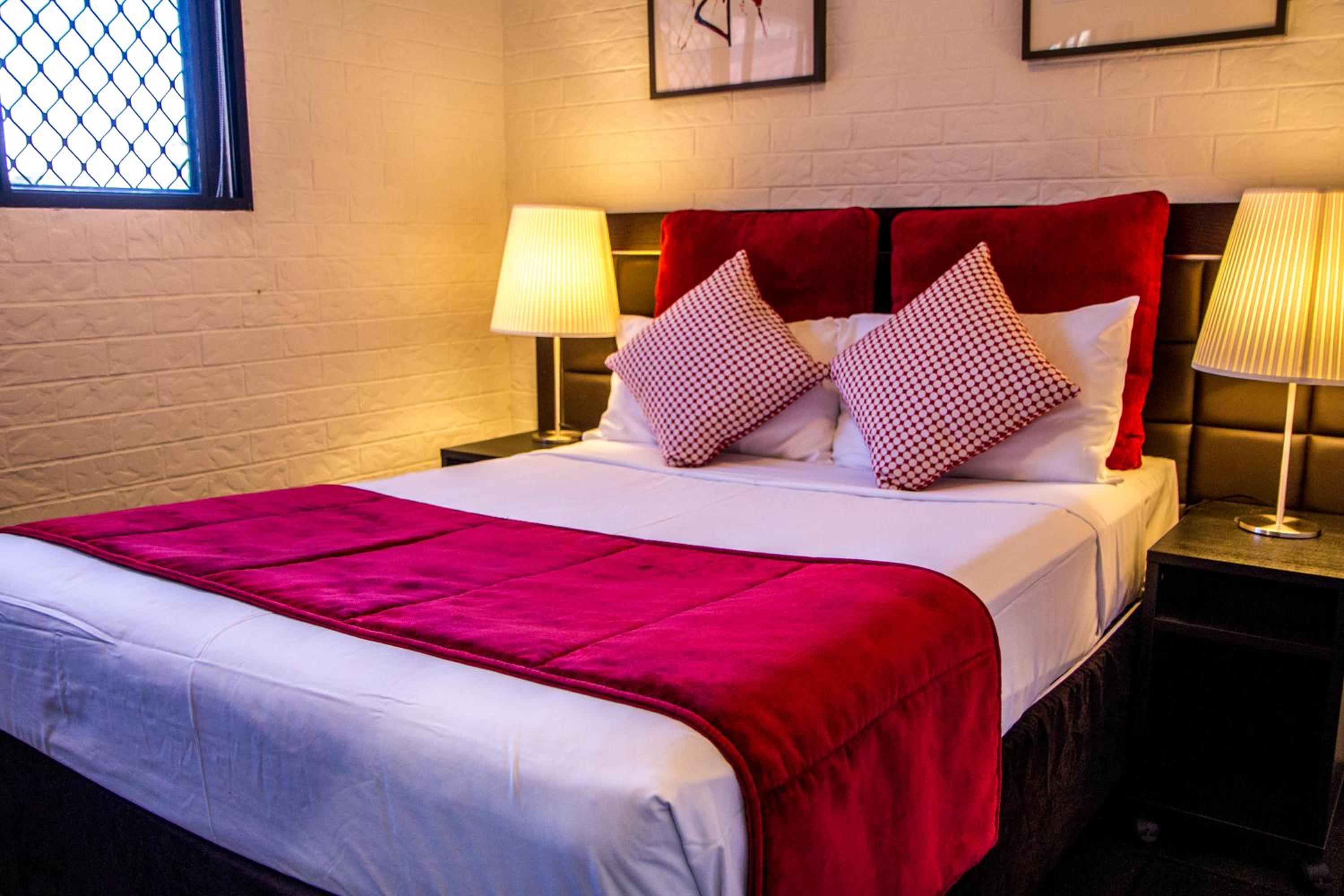 Ascot Budget Inn & Residences