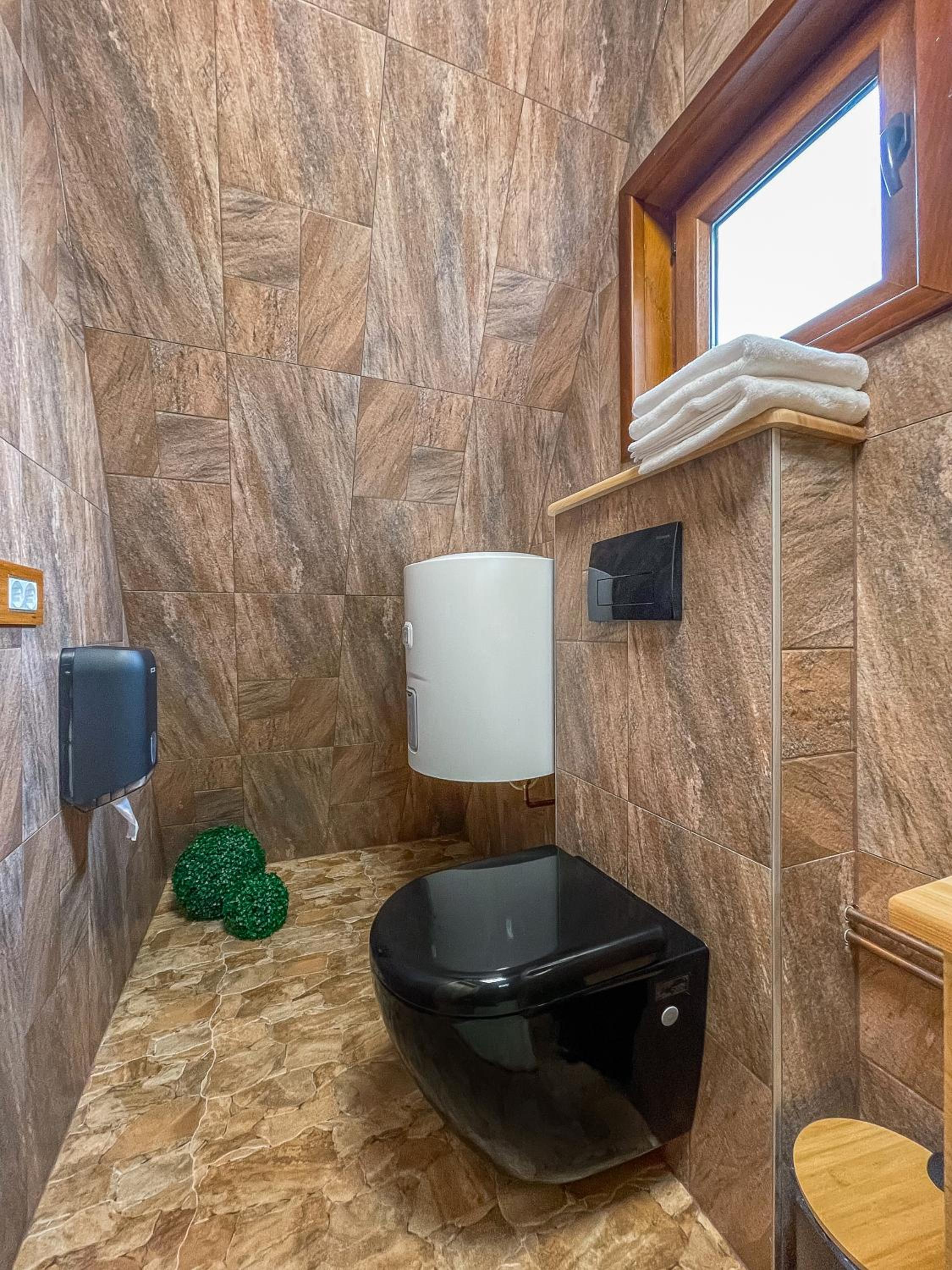 Arhico Cabins view 4