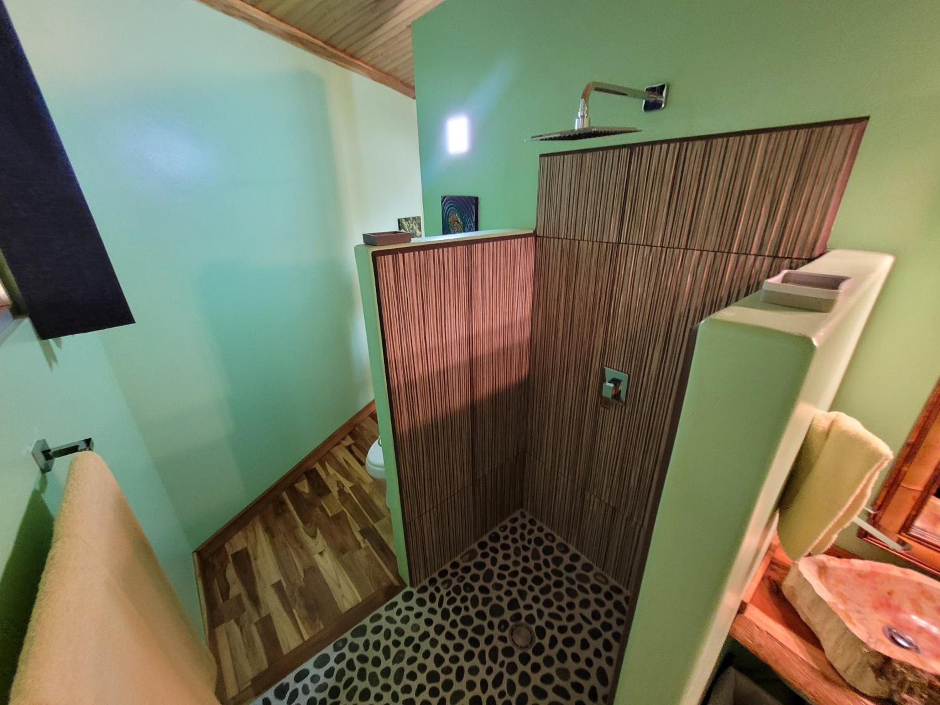 Treehouse La Hierba, Pavones