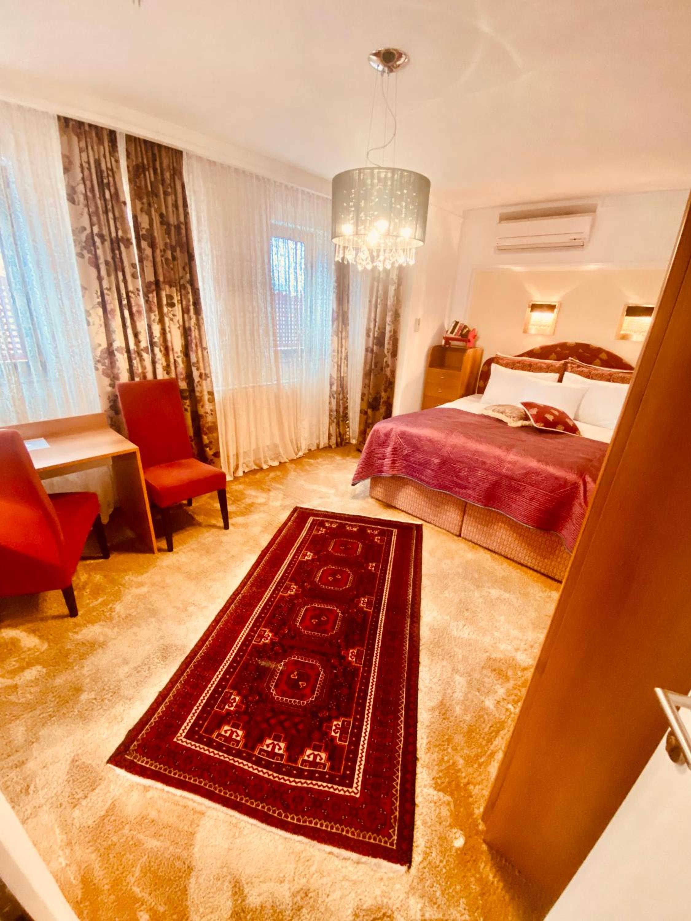 Halvat Guesthouse