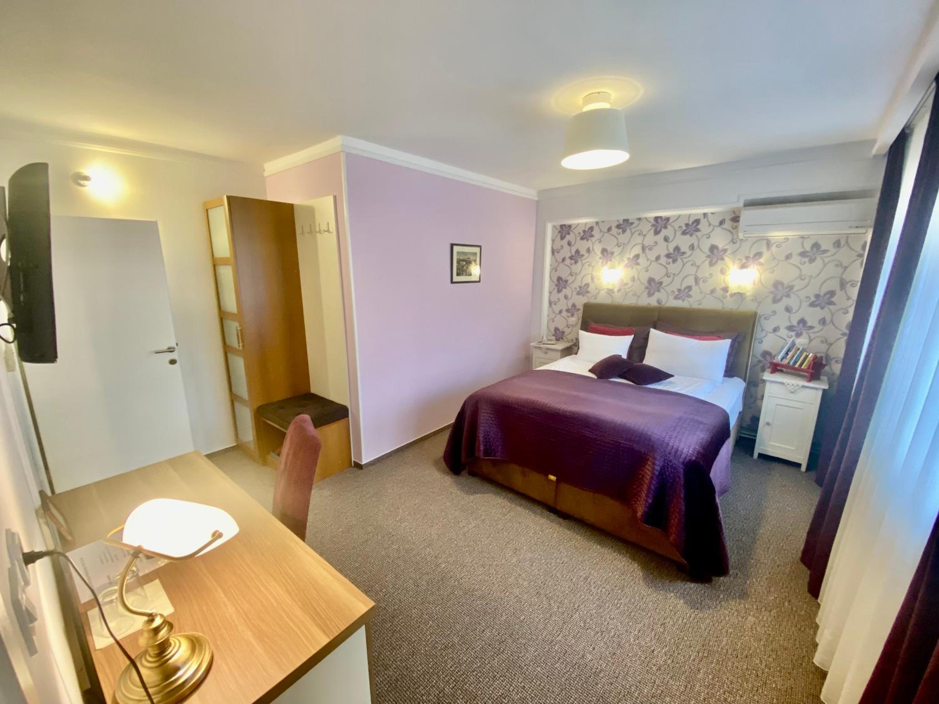 Halvat Guesthouse