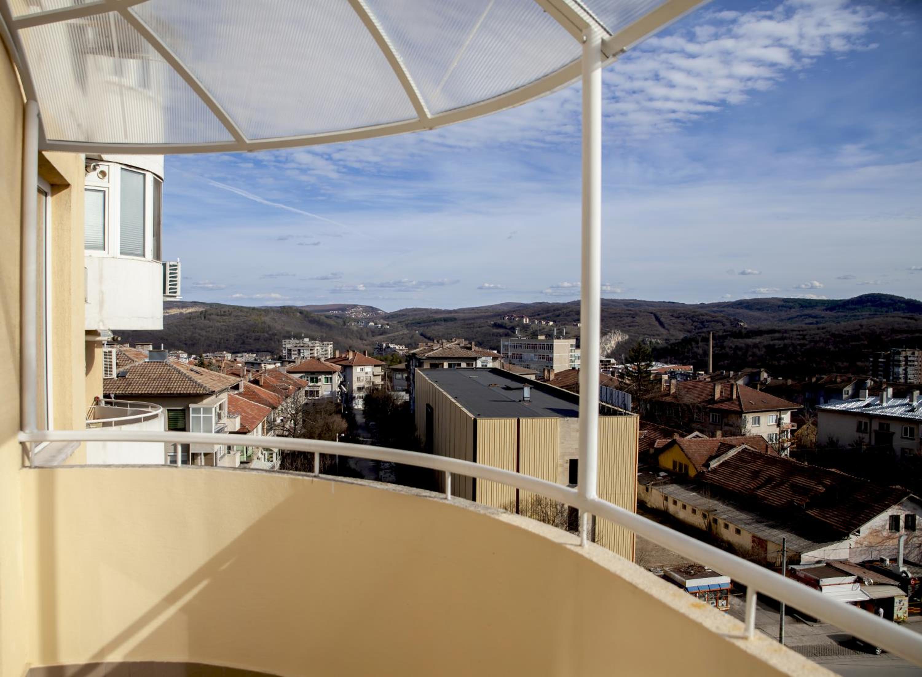 Stadium Apartments