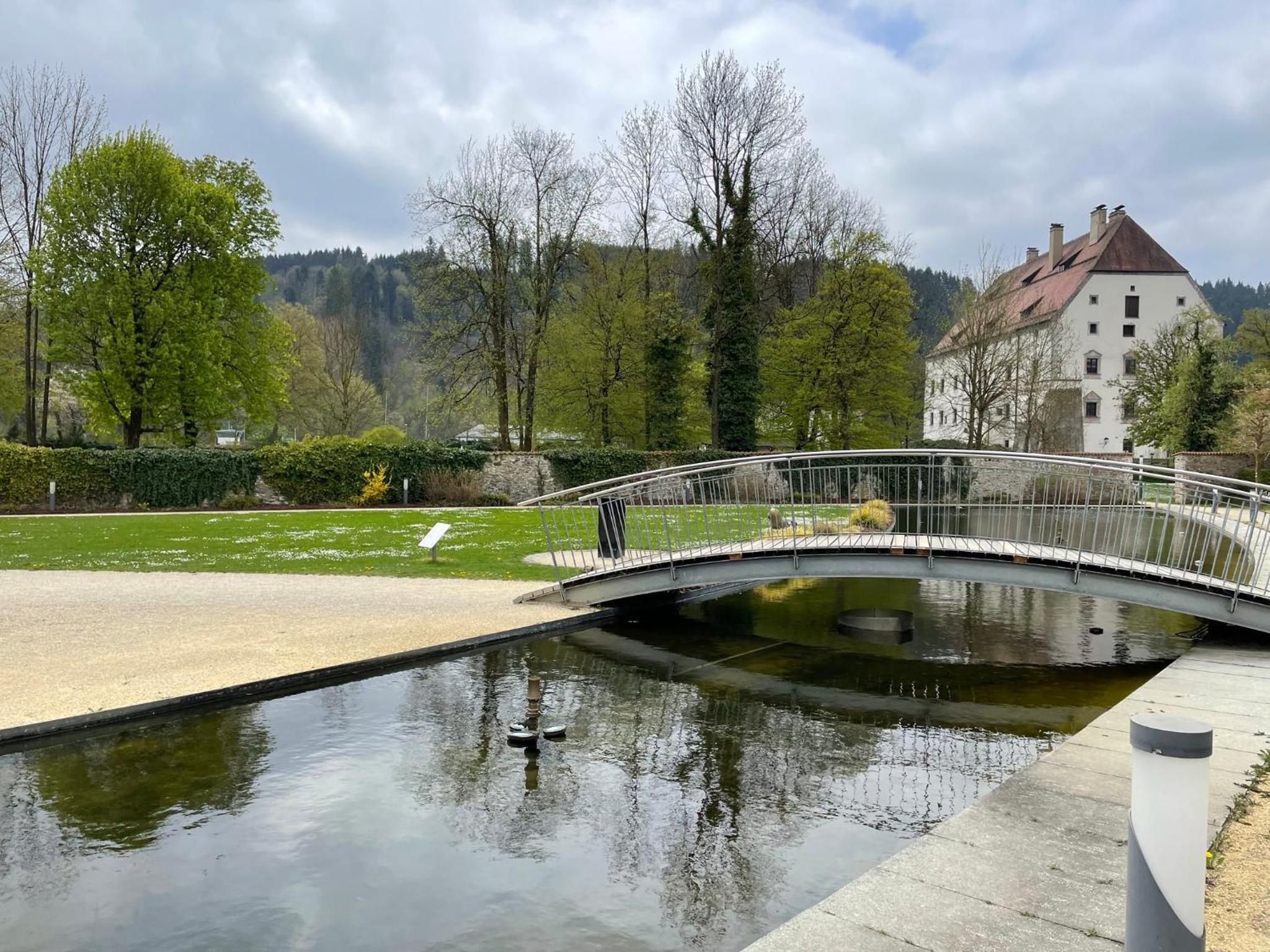 Apartment Wildbert mit Blick auf die Donau, nur Feriengäste willkommen, keine Arbeiterunterkunft!