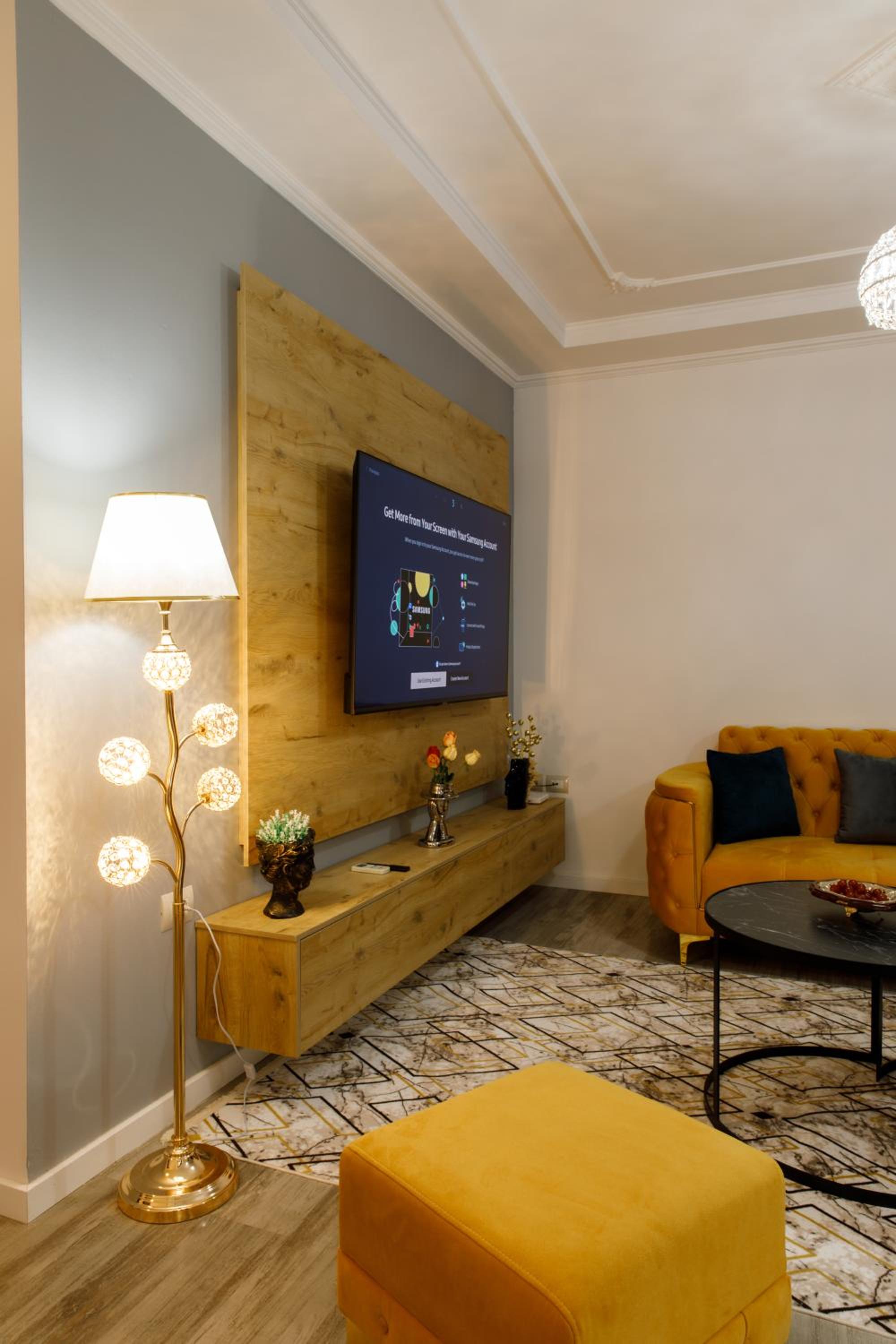 The Luxe Apartments