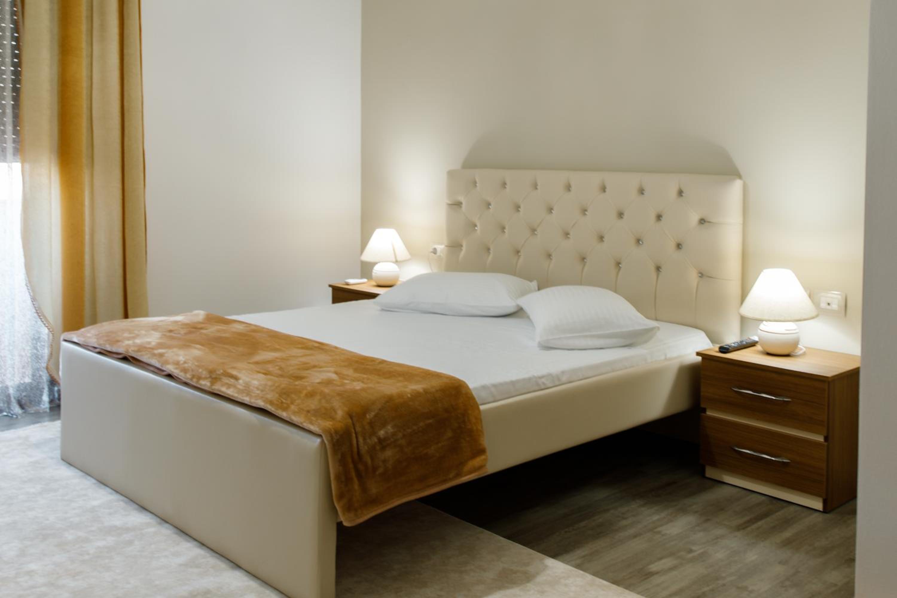 The Luxe Apartments