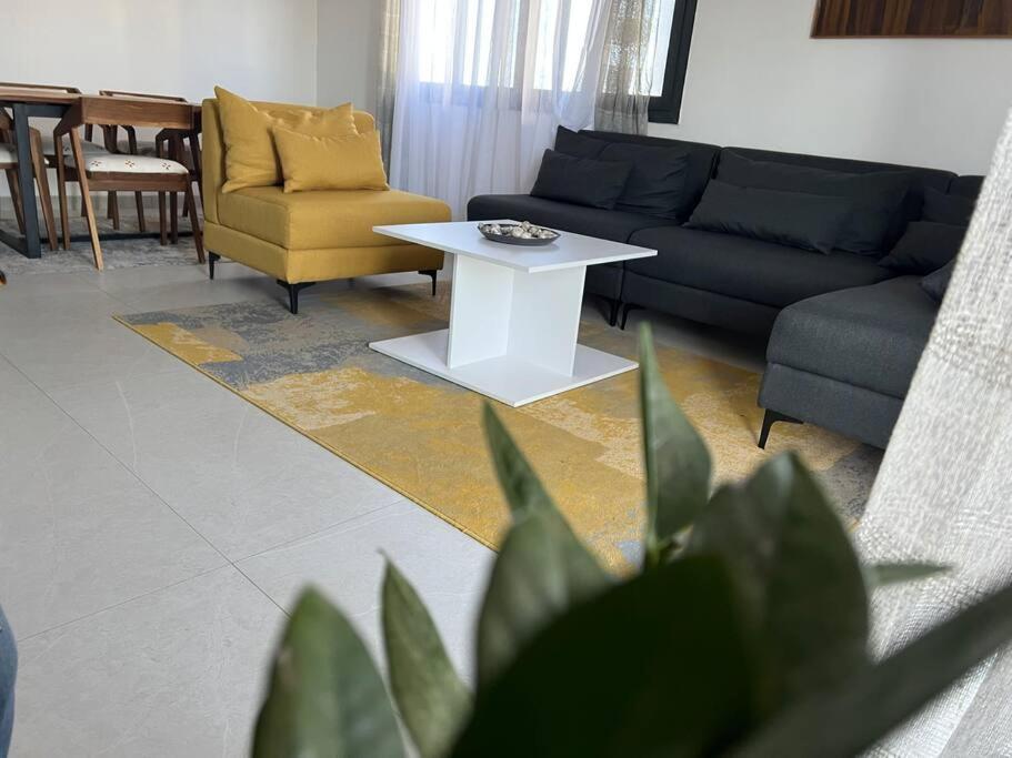 Superb Urban Oasis in Almadies