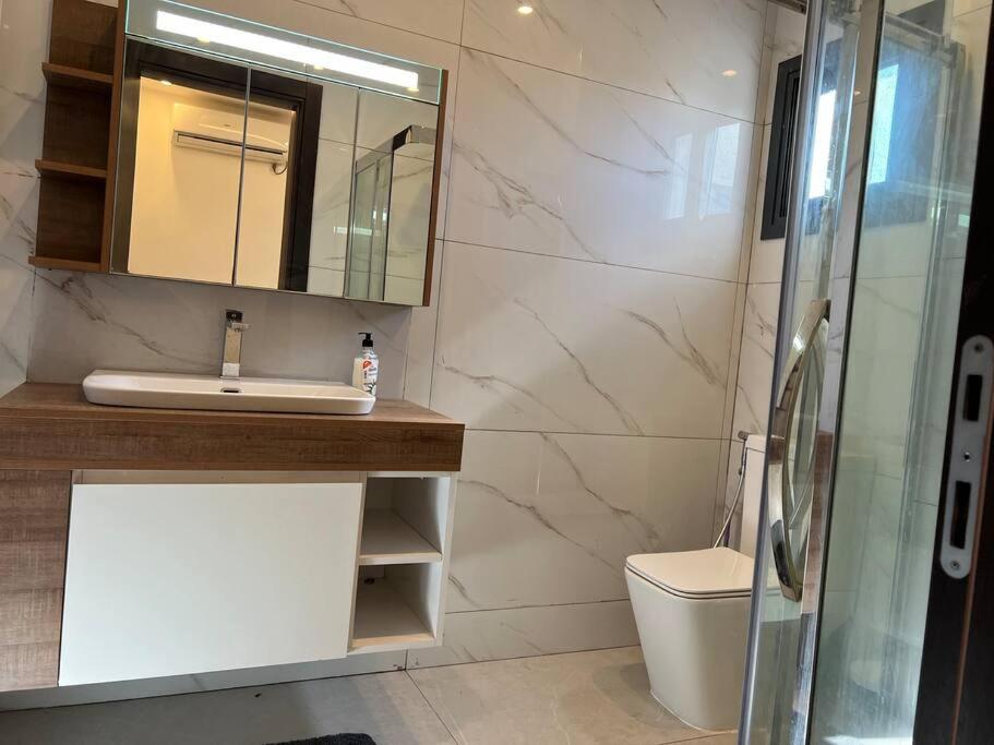 Superb Urban Oasis in Almadies
