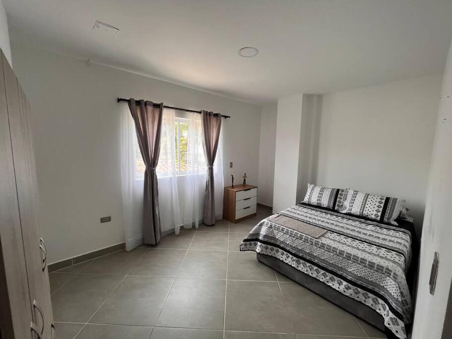 Hermoso y amplio apartamento en Guatapé
