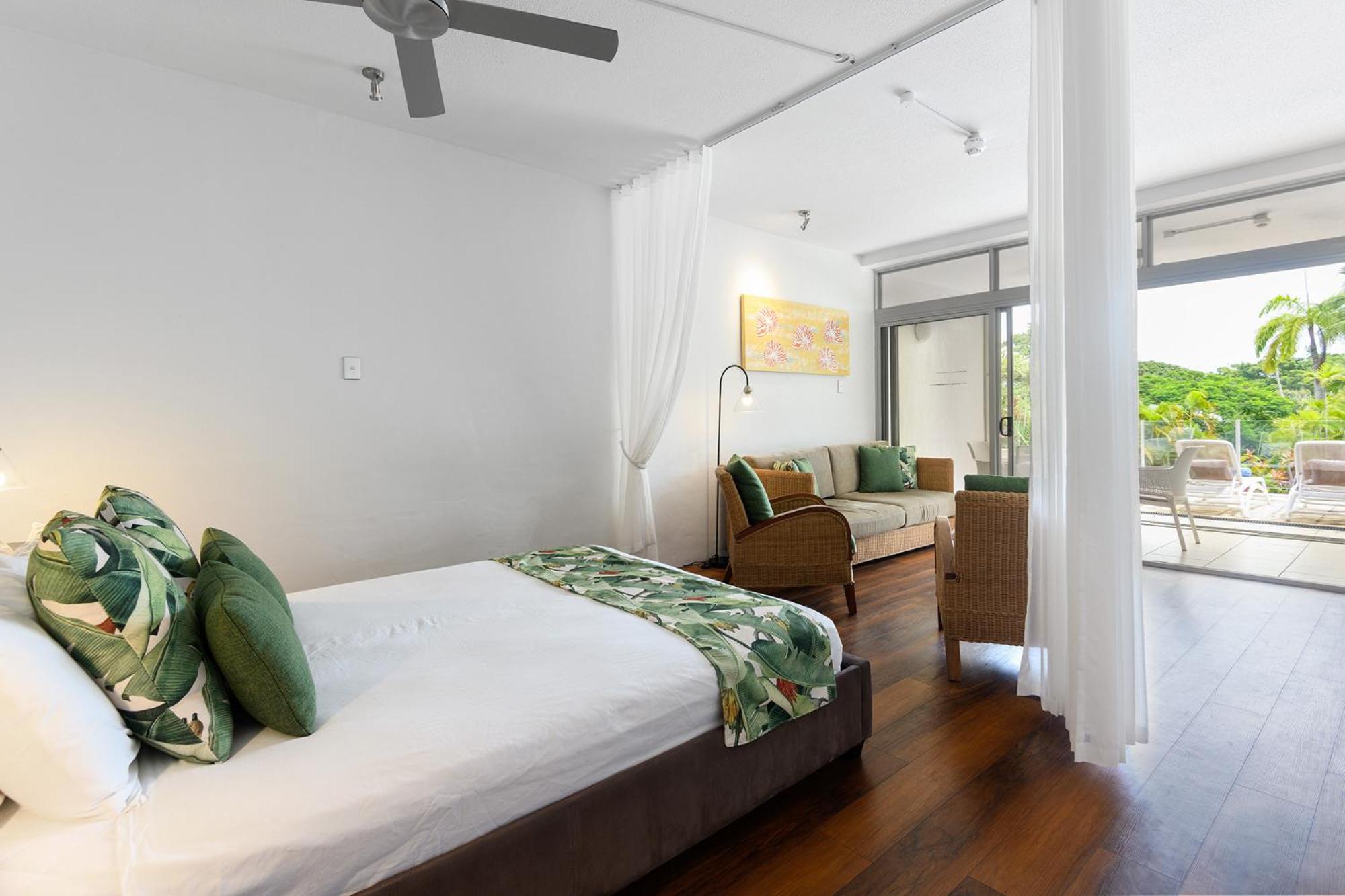 Seascape Holidays at Club Tropical