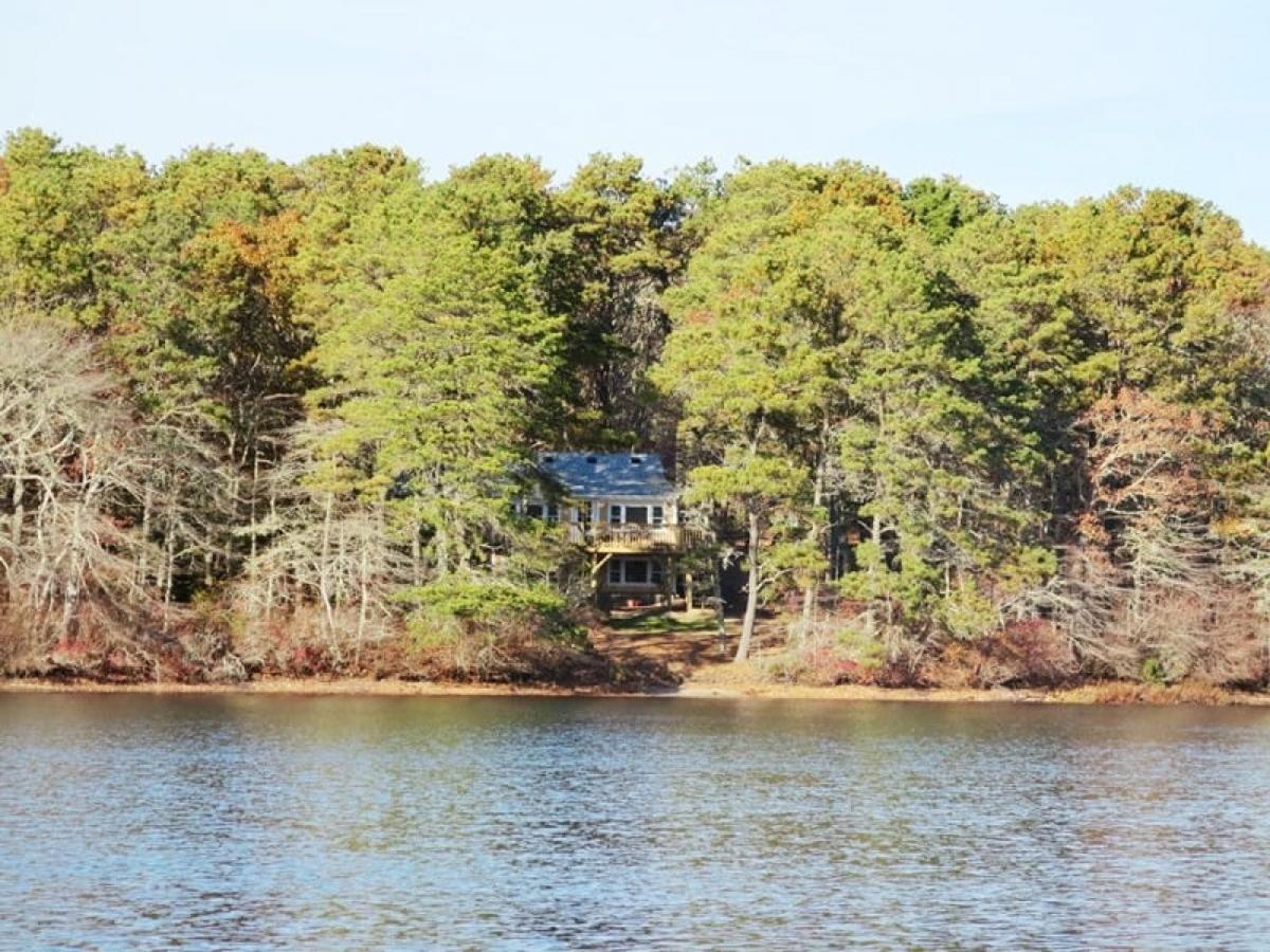 Pond Front Beach Pet Friendly AC WiFi view 2