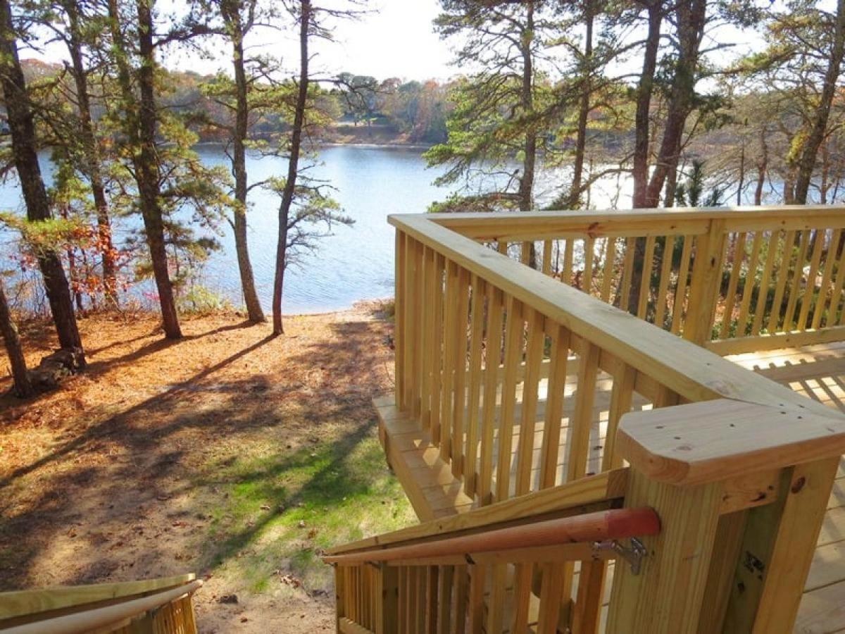 Pond Front Beach Pet Friendly AC WiFi view 3