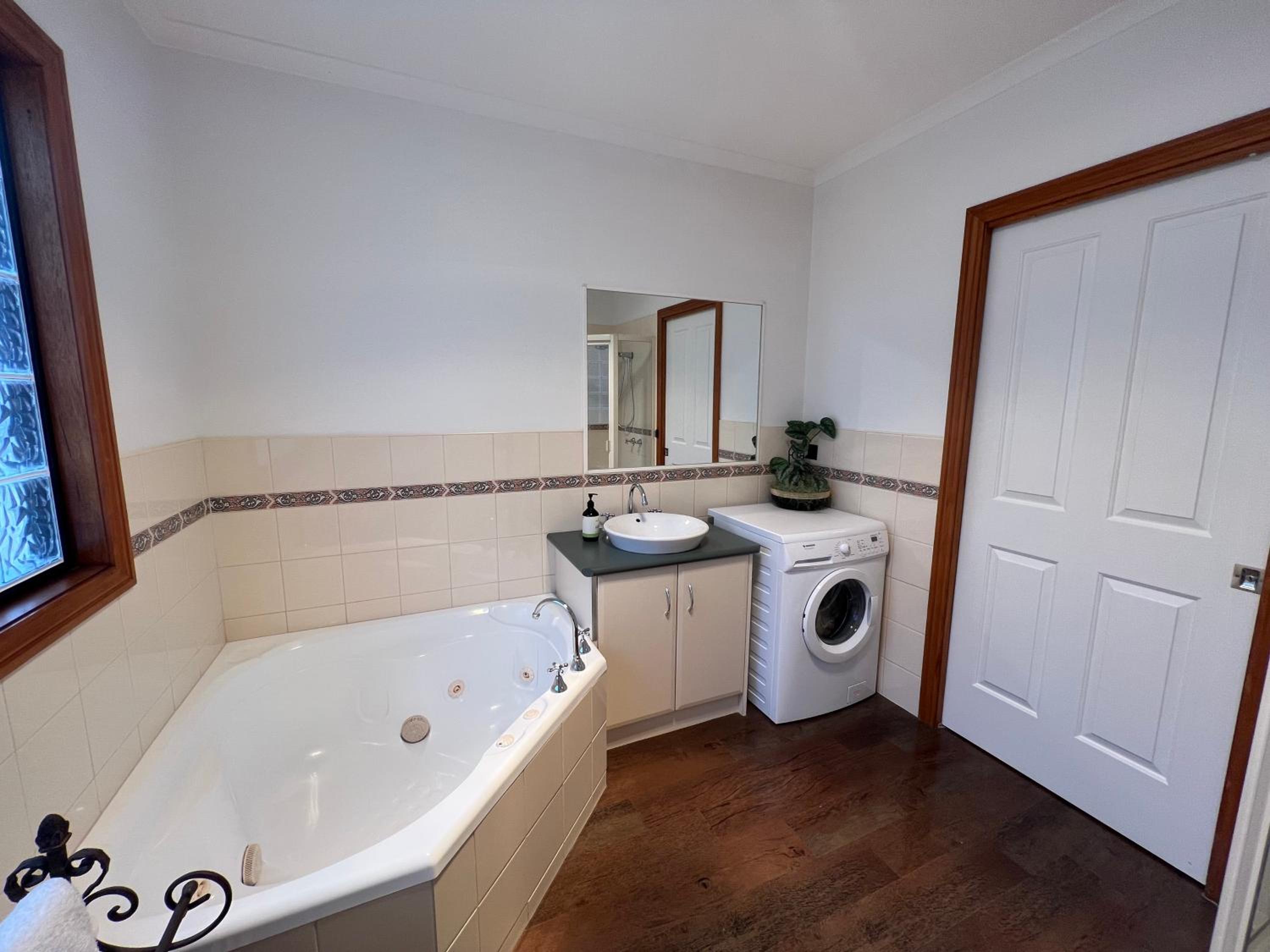 The Kingfisher Lodge 111