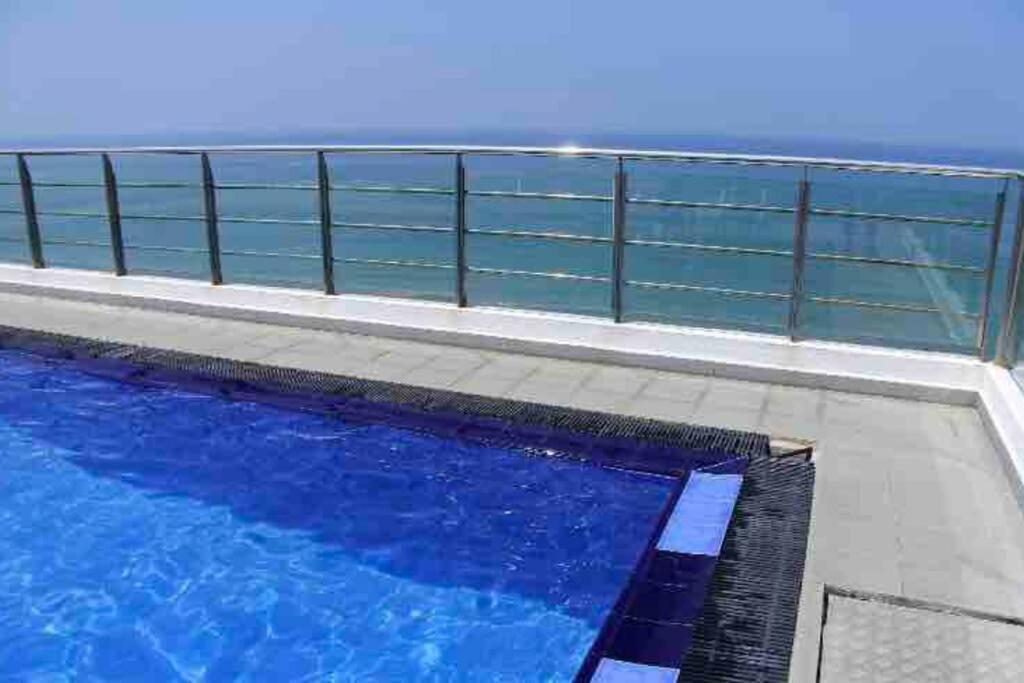 2 AC Bed Rooms apartment at Mount Lavinia beach view 5