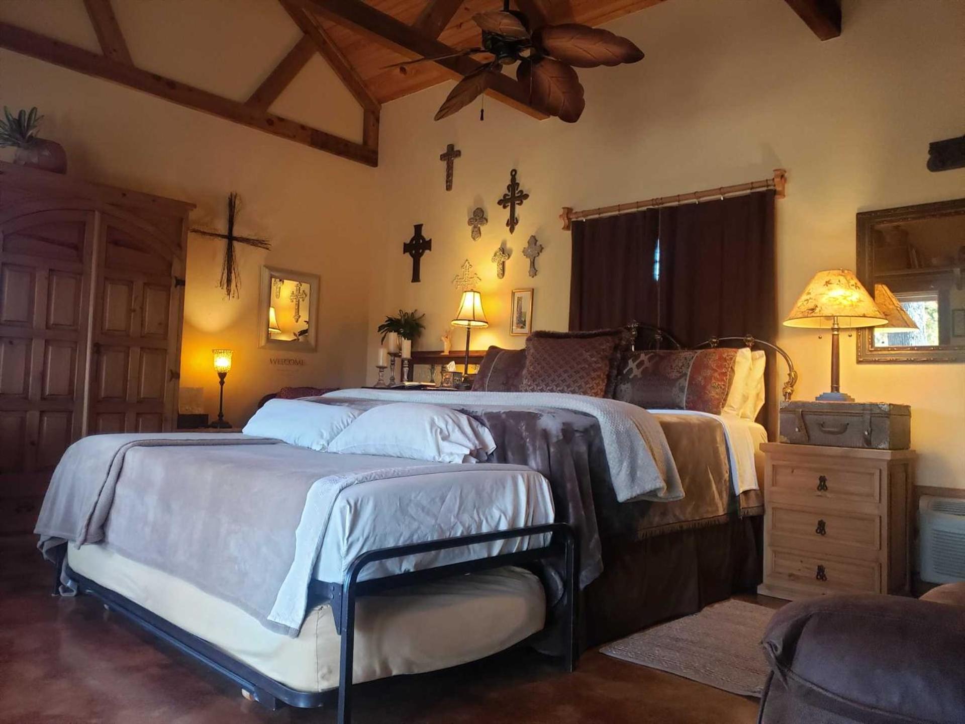 Casitas at Madrona Ranch - Casita view 5