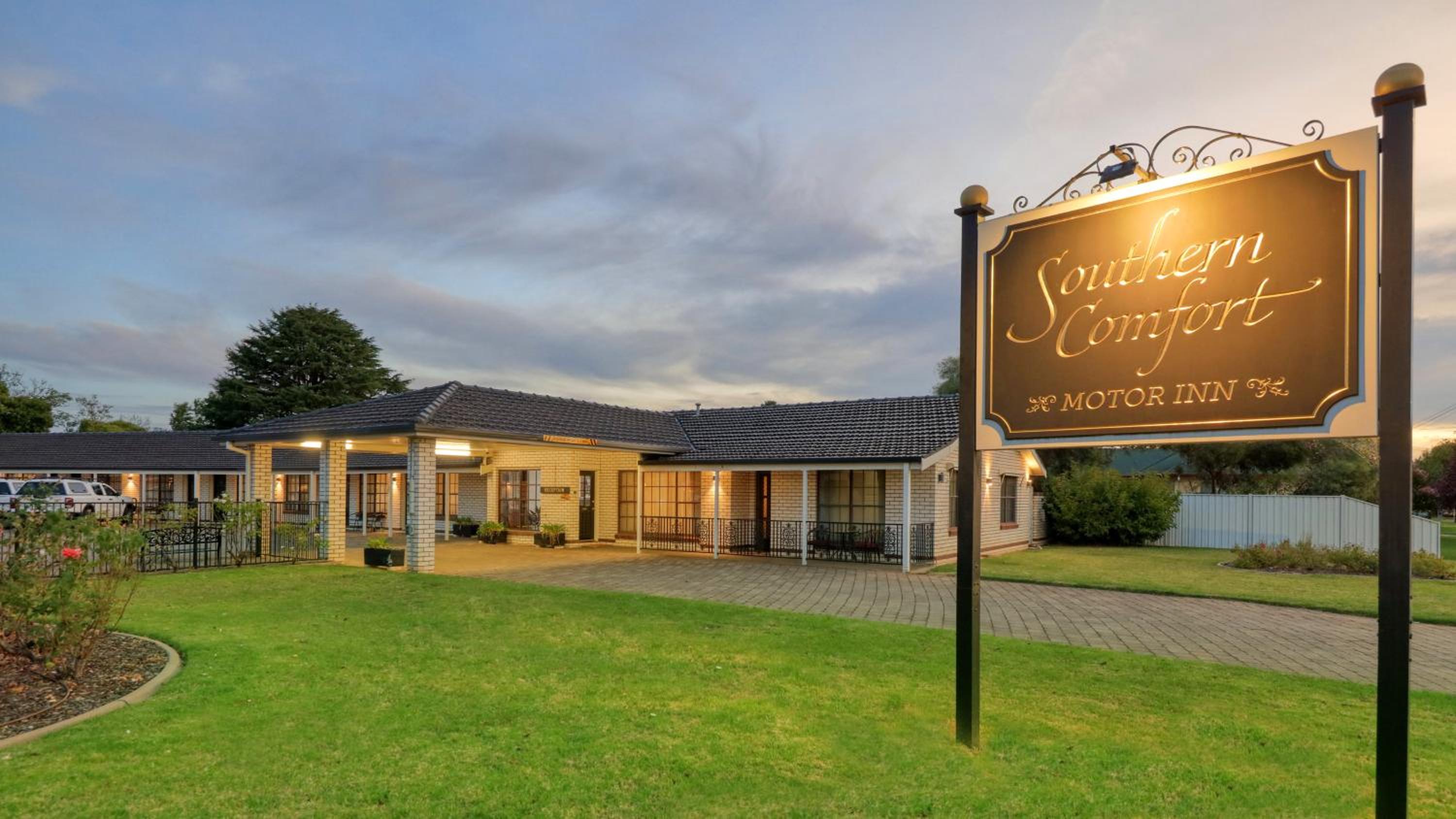 Southern Comfort Motor Inn