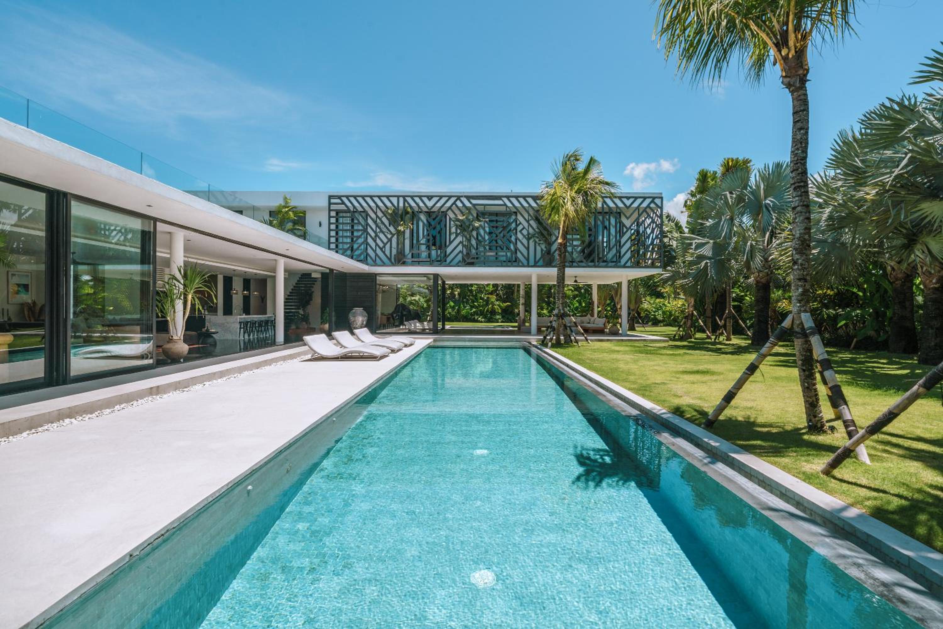 Villa Bull House Amazing 6 bedrooms contemporary villa in Seminyak view 2