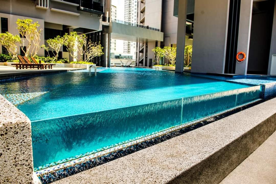 Imperio Residence By Heystay Management