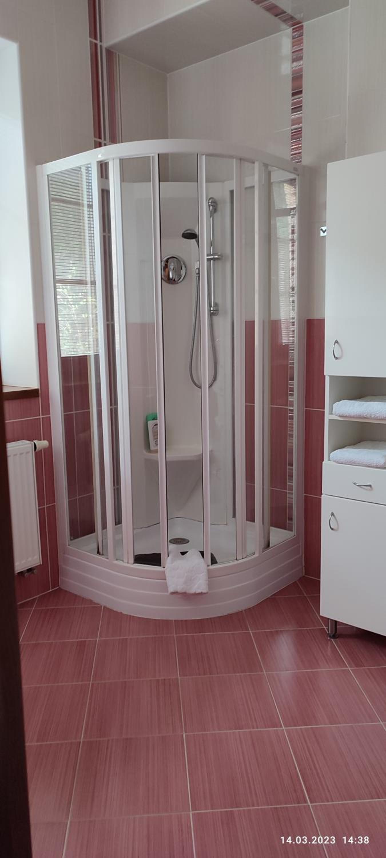 Villa Homestay Nad Helmrovkou