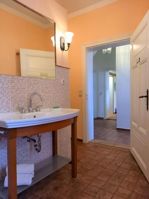 Romantische Ferienwohnung Unter den Linden