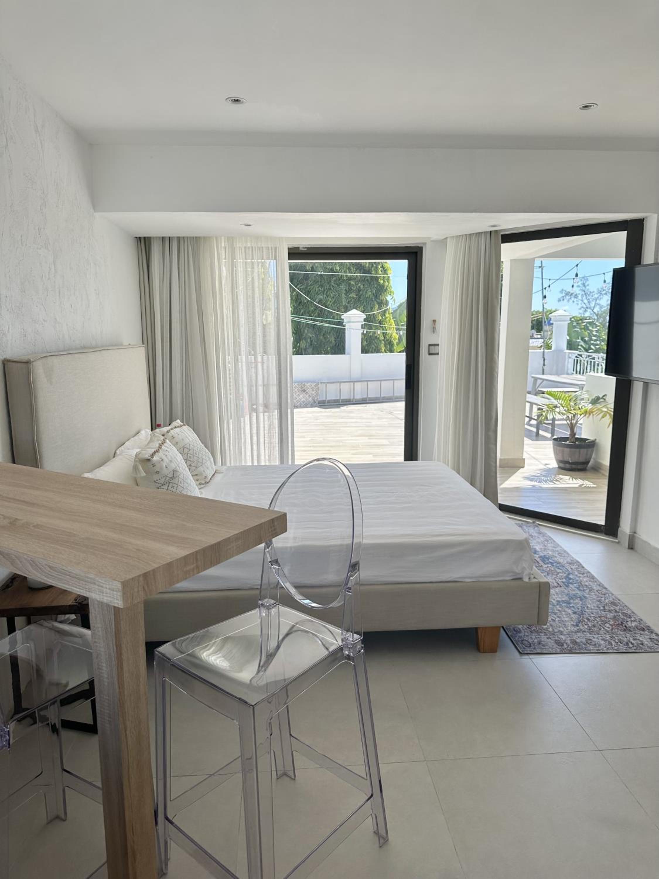 Studio H GrandBay Sea-View