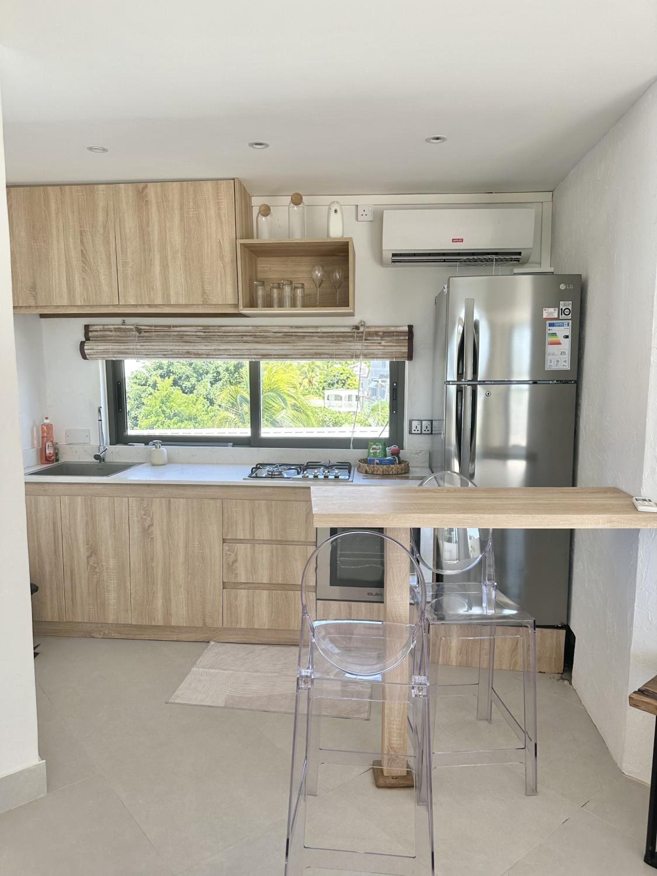Studio H GrandBay Sea-View