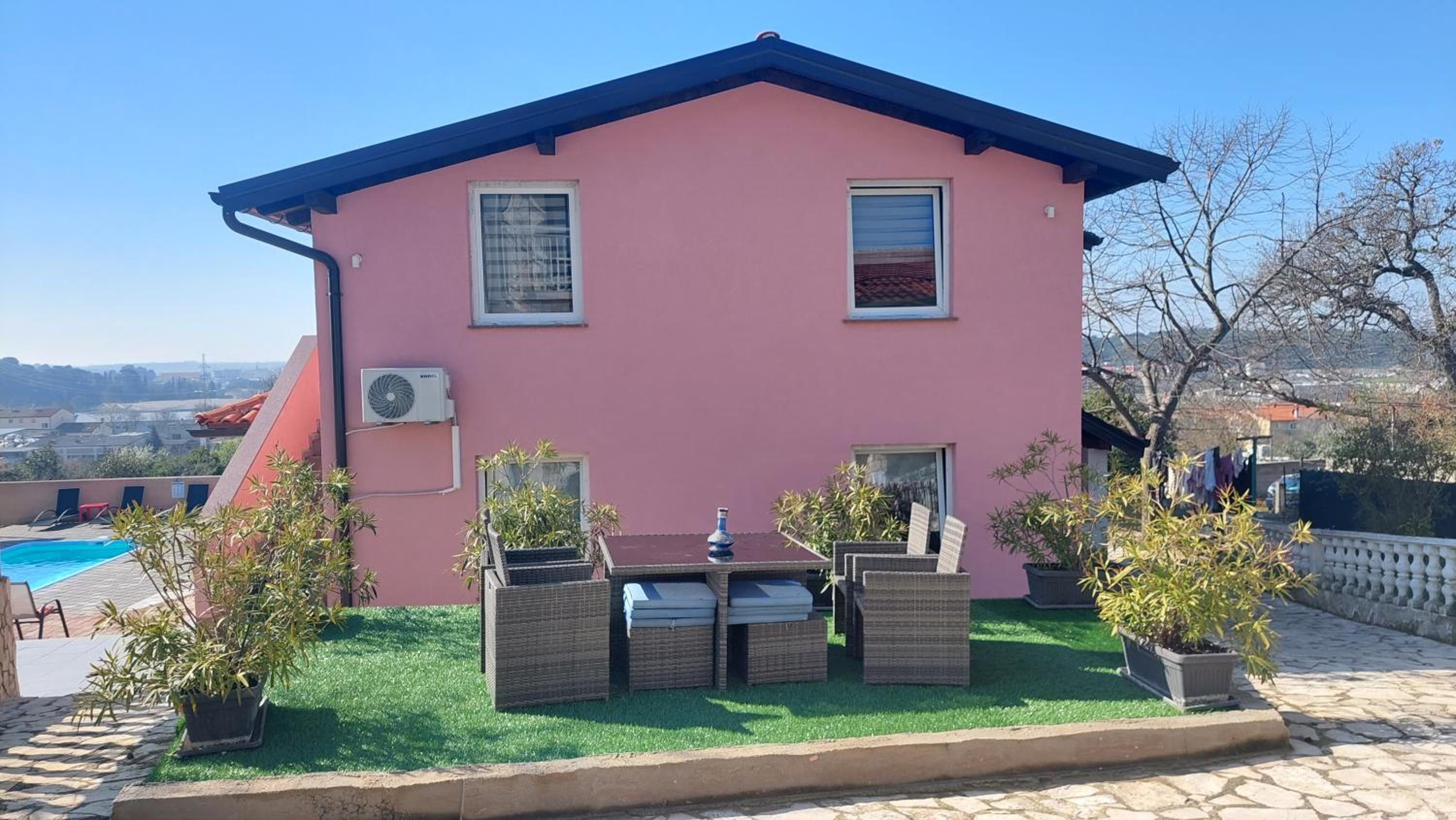 Vila Neyra