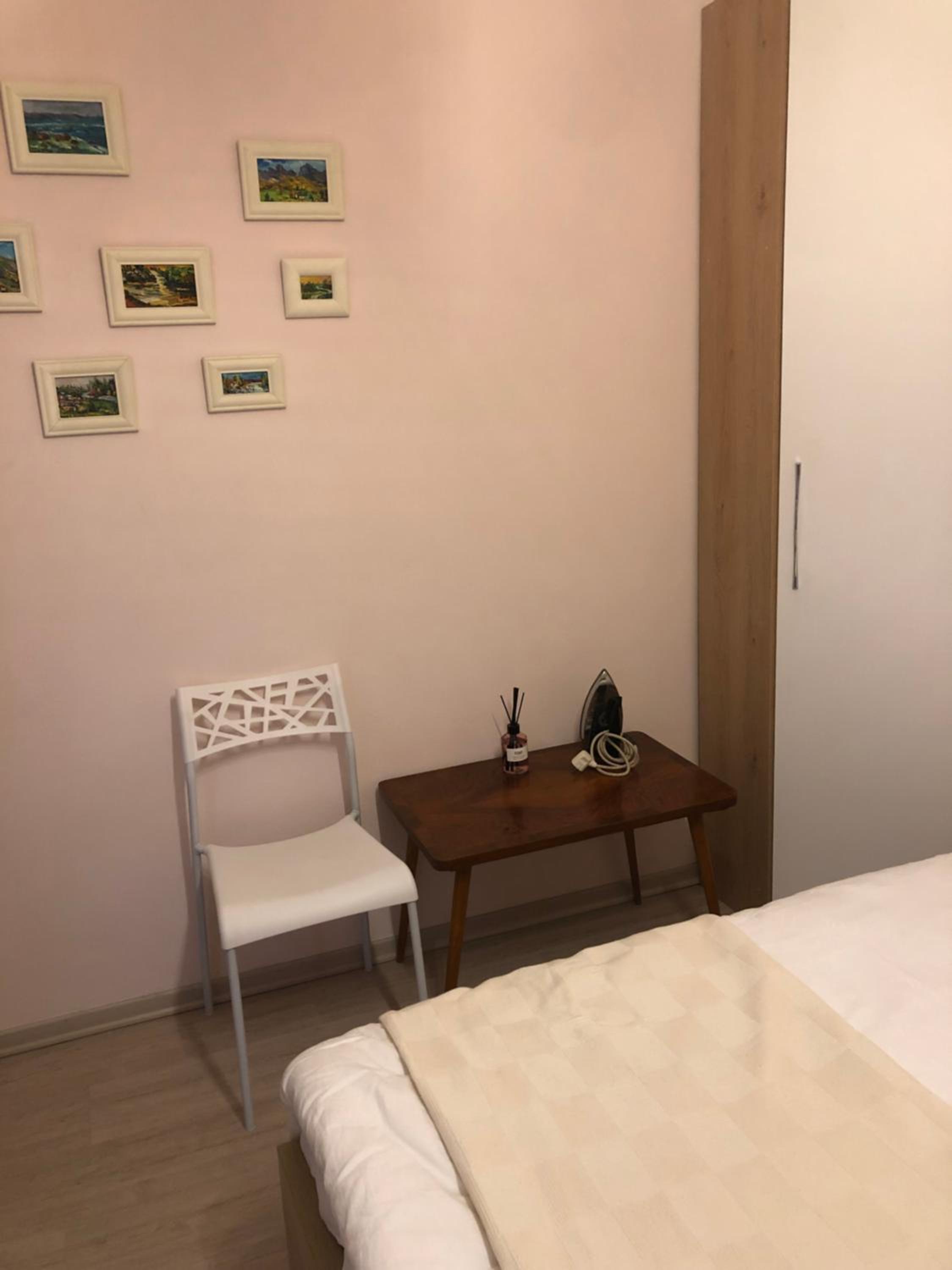 Itan’s apartment-Lovely guest apartment in center